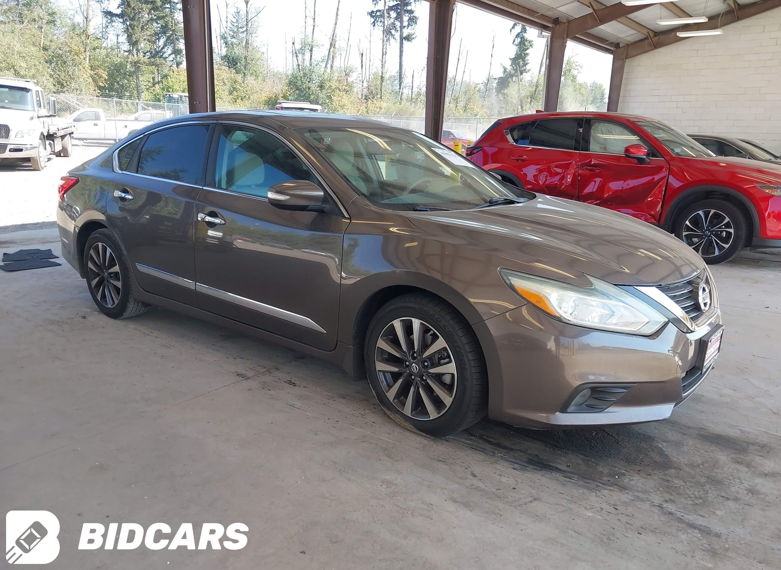 2016 Nissan Altima, 2.5 SV