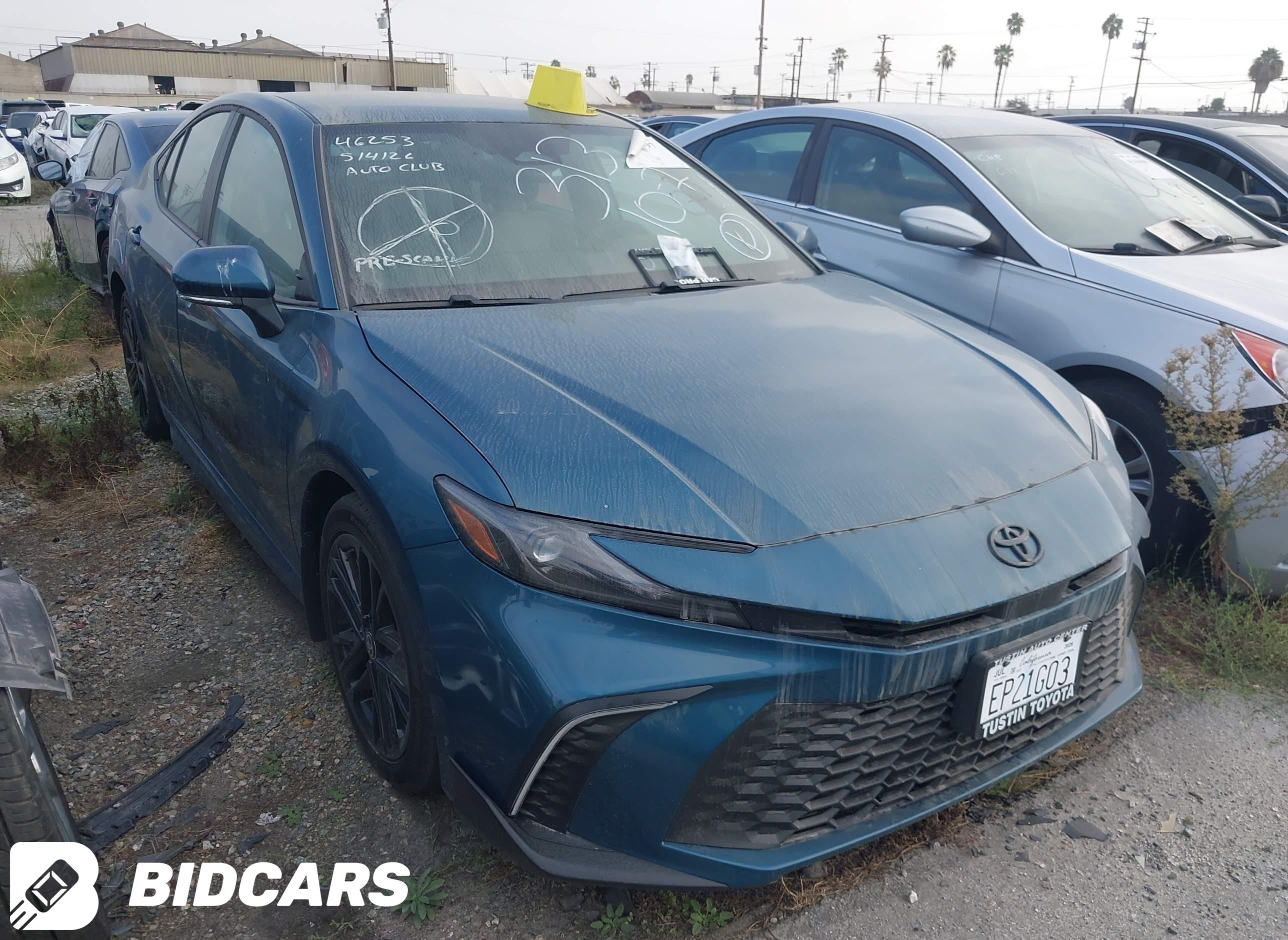 2026 Toyota Camry, SE