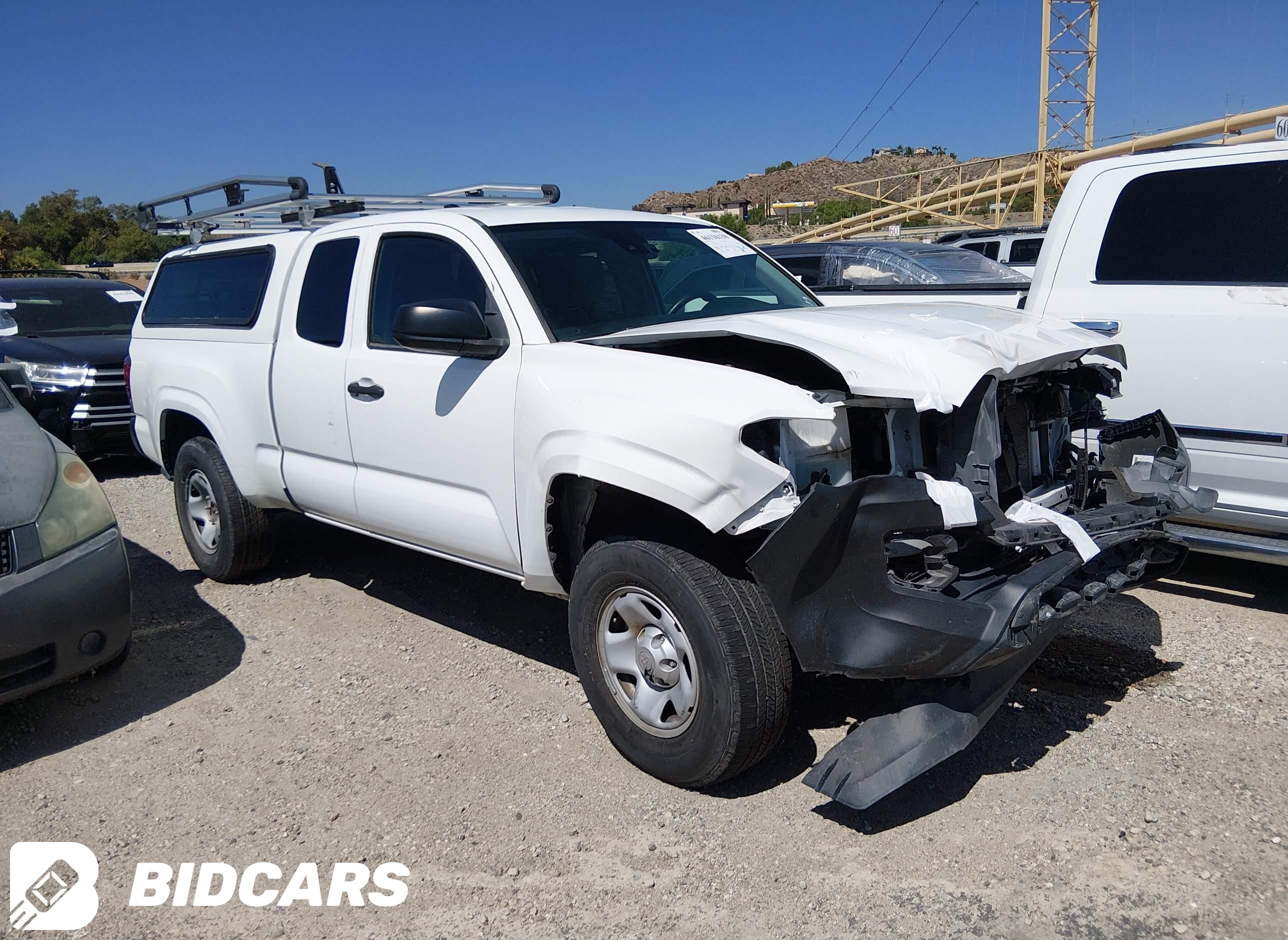 2022 Toyota Tacoma, SR