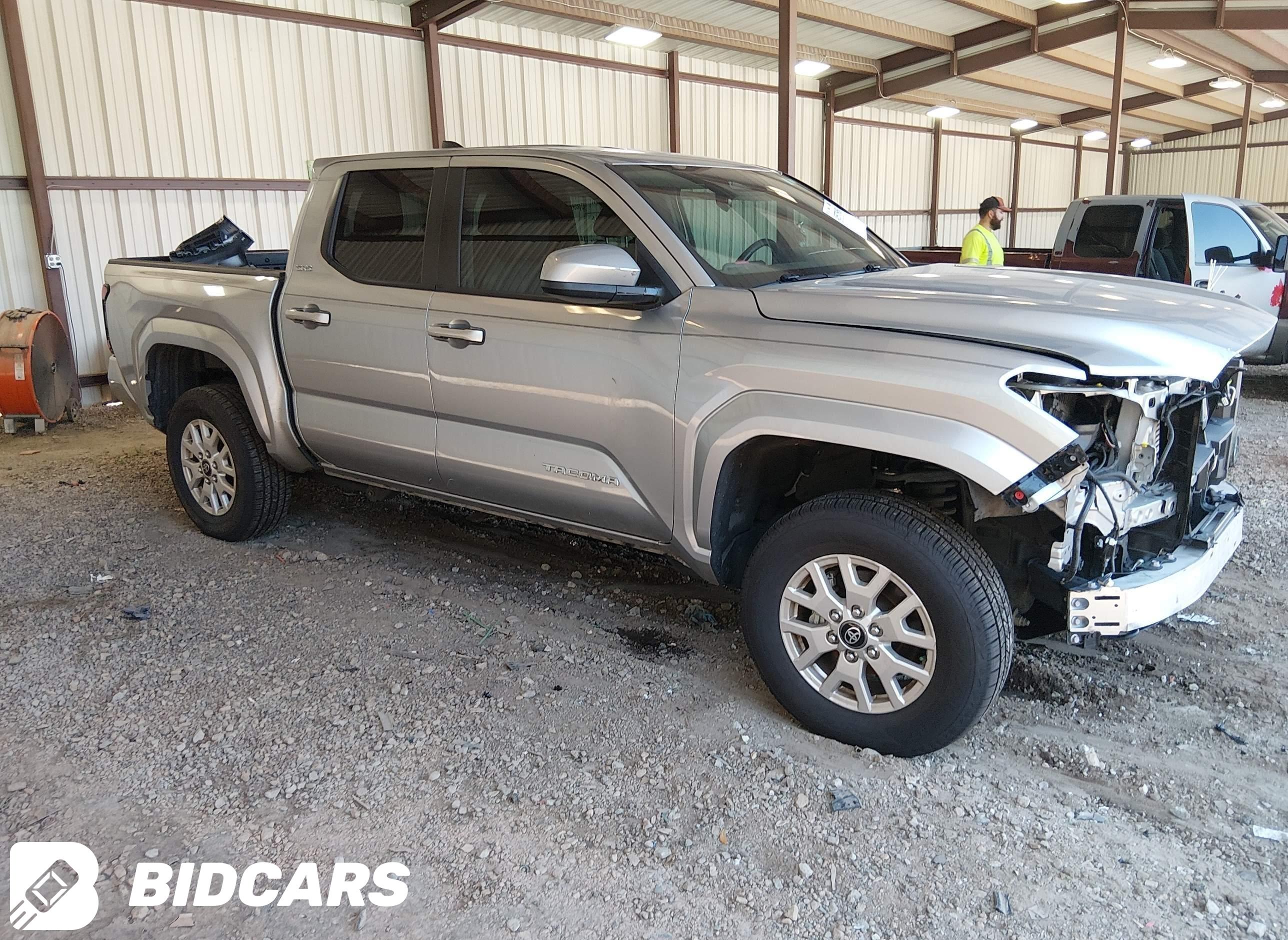 2024 Toyota Tacoma, SR5