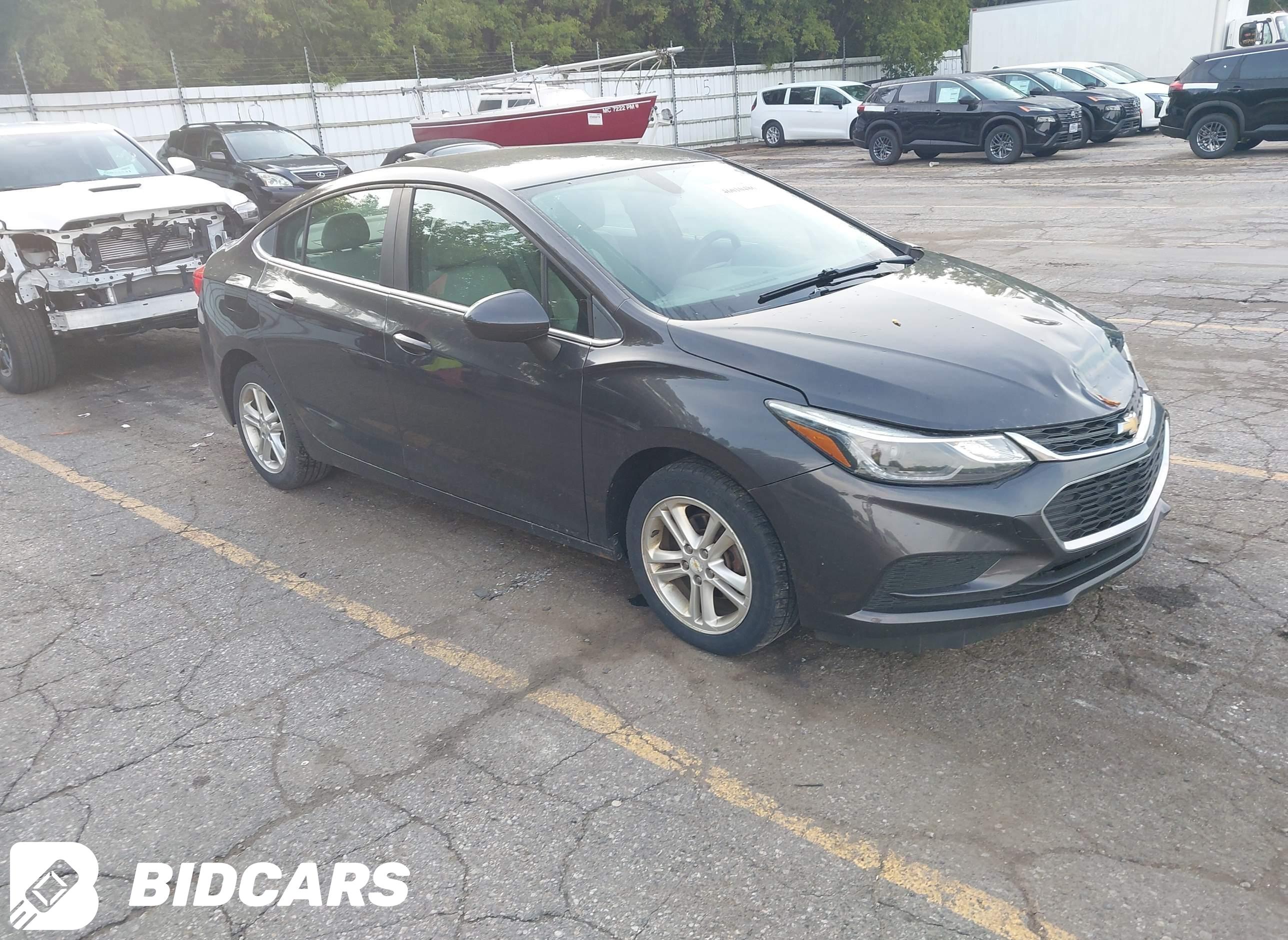 2017 Chevrolet Cruze, Lt Auto