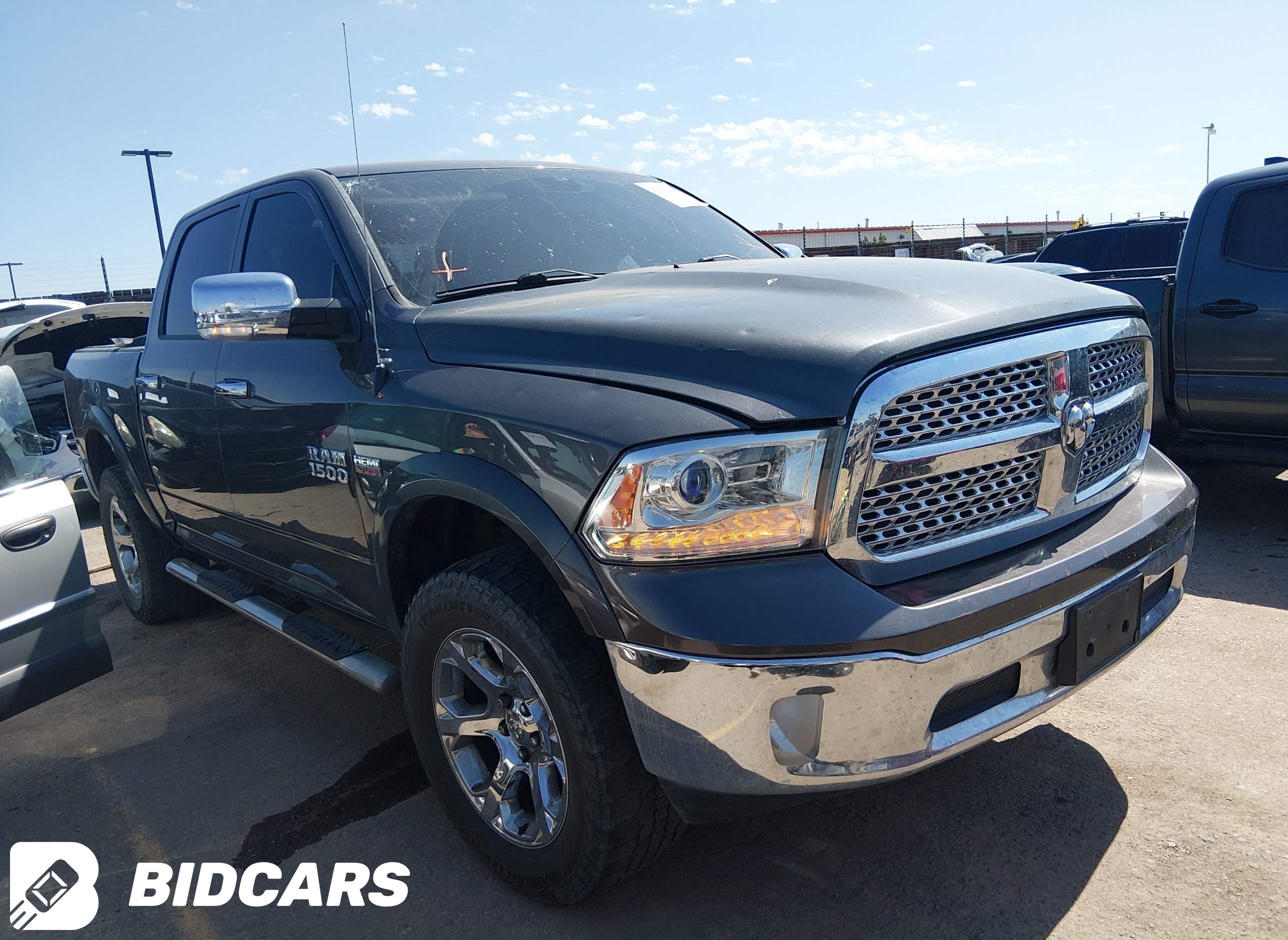 2016 RAM 1500, Laramie