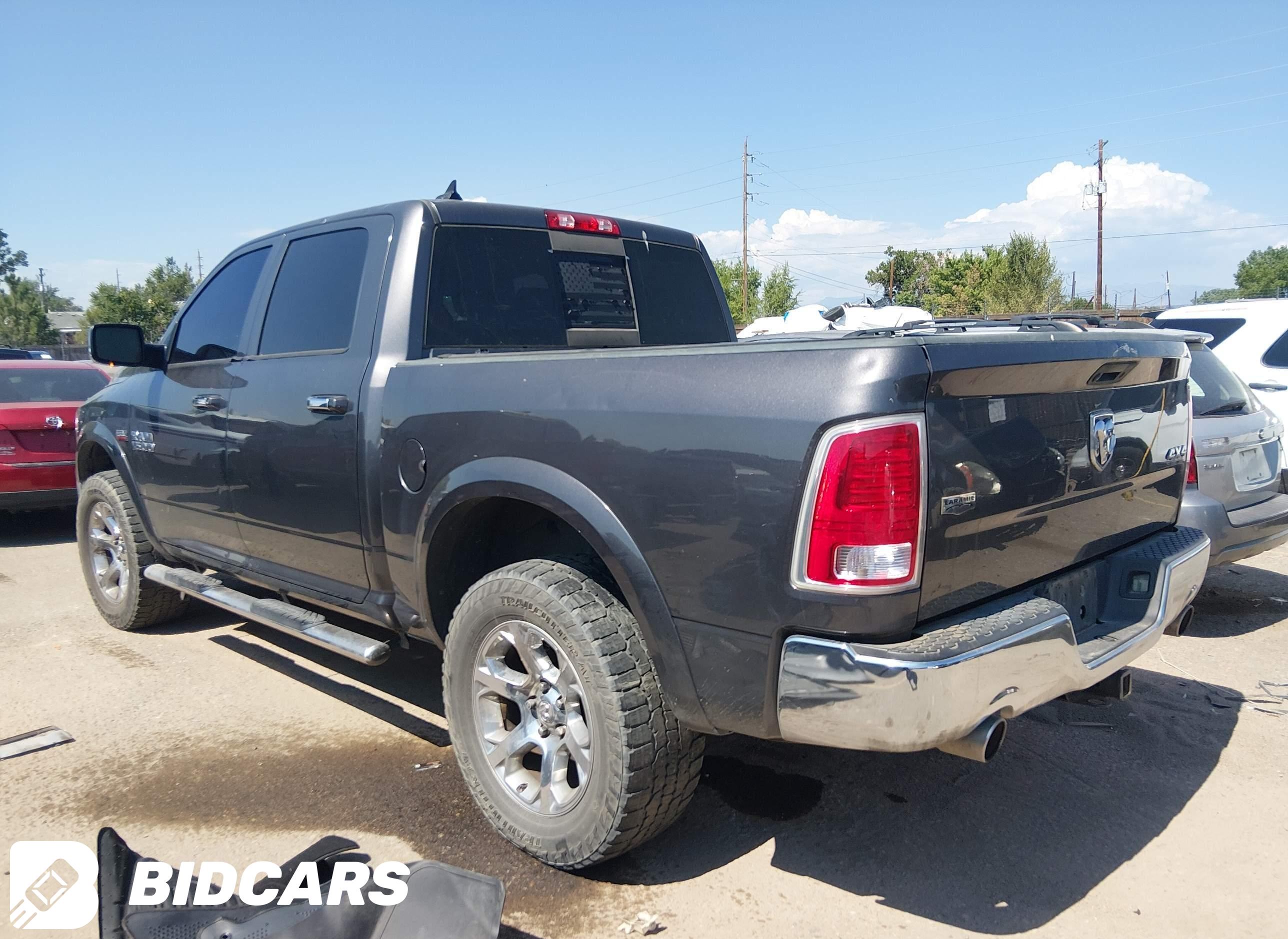 2016 RAM 1500, Laramie