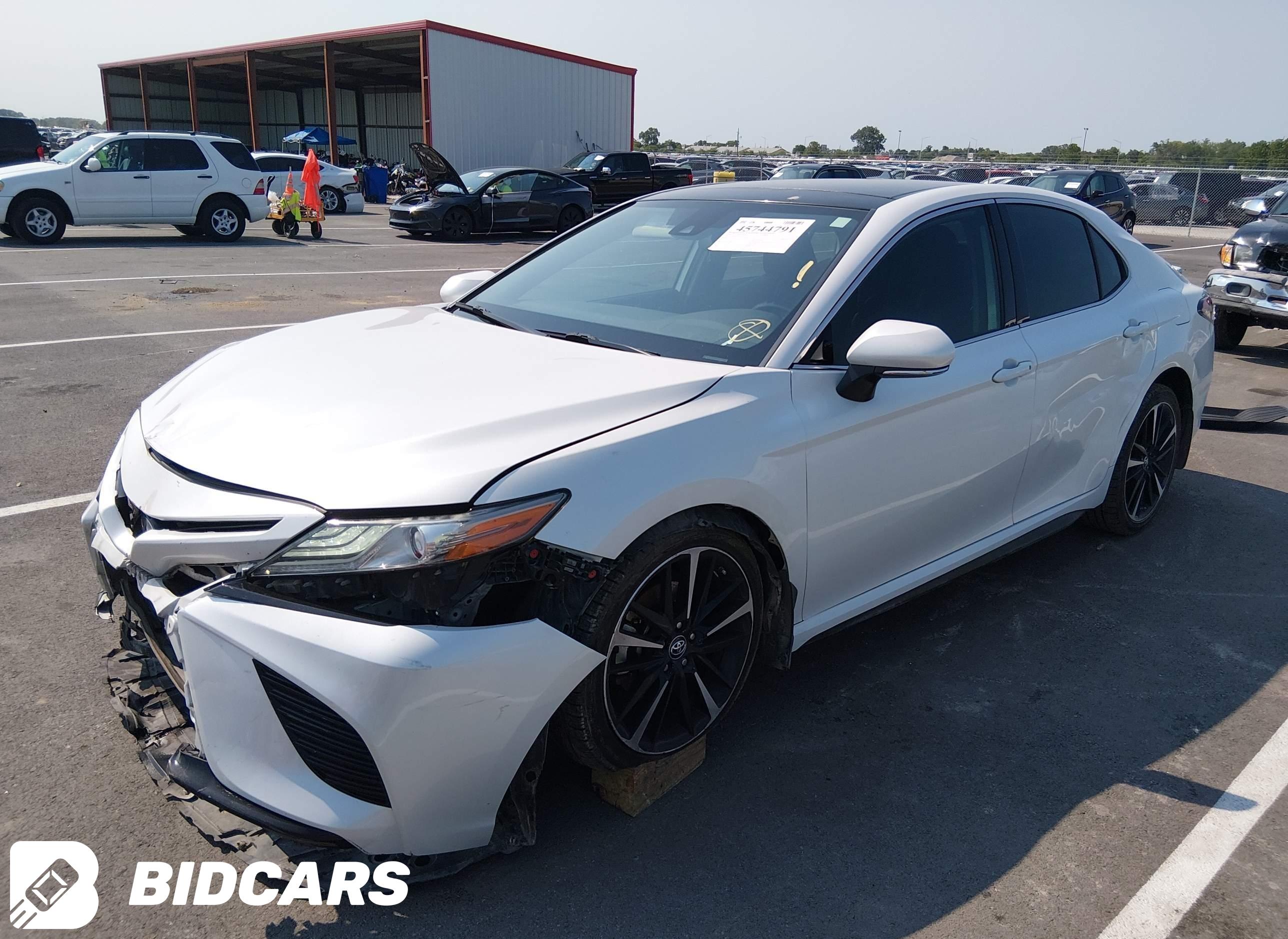 2019 Toyota Camry, Xse