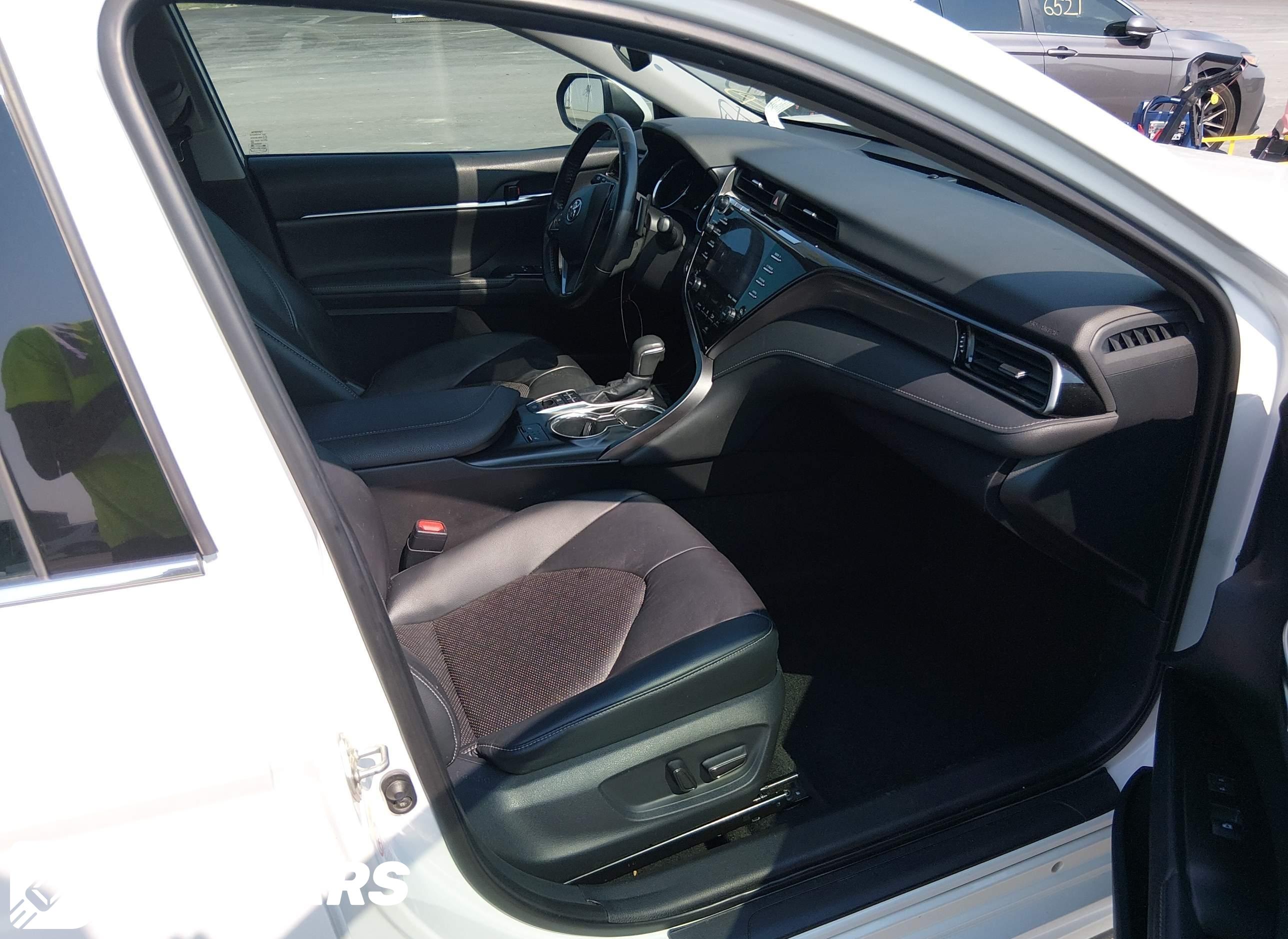 2019 Toyota Camry, Xse