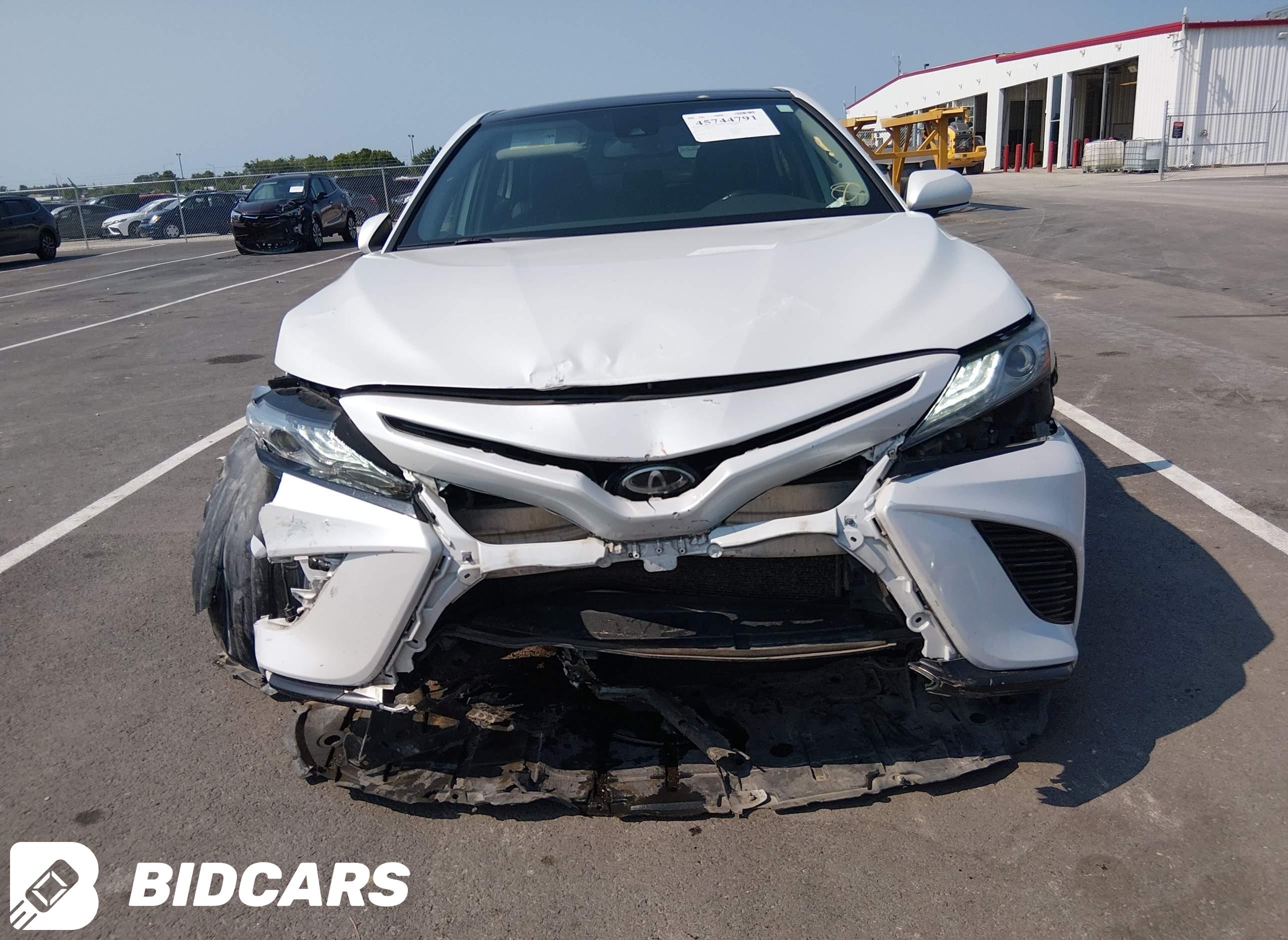 2019 Toyota Camry, Xse
