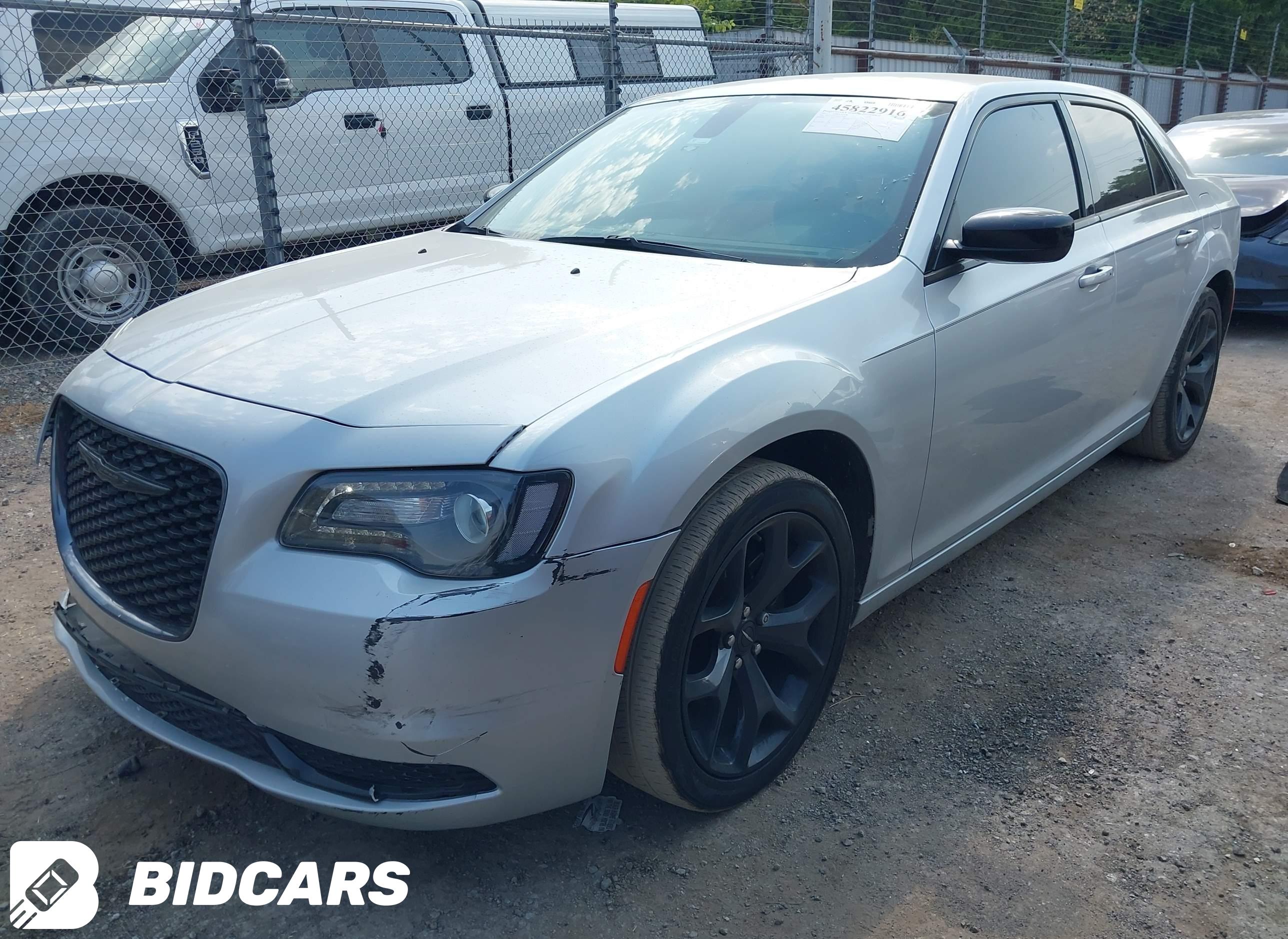 2022 Chrysler 300, Touring