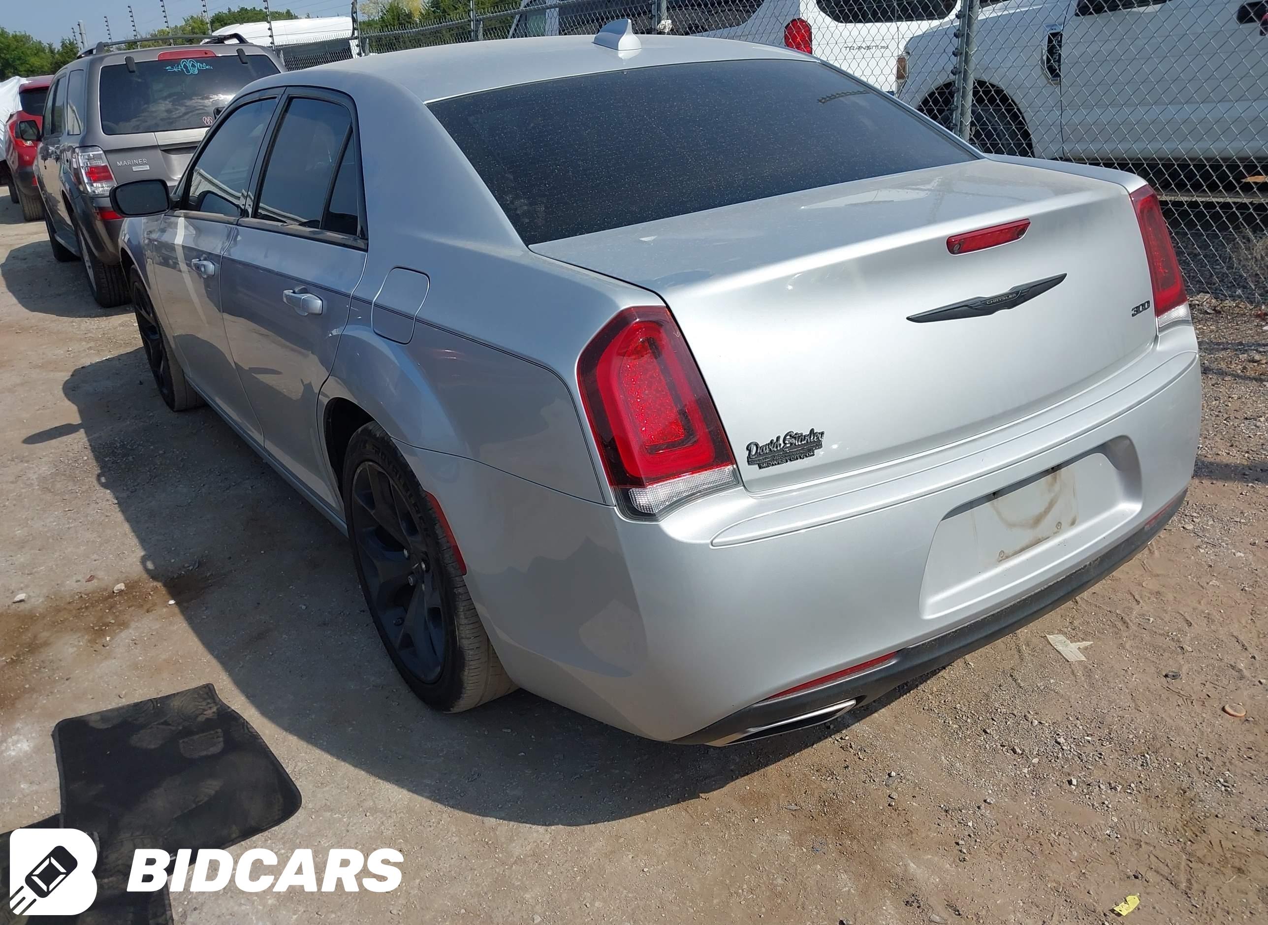 2022 Chrysler 300, Touring