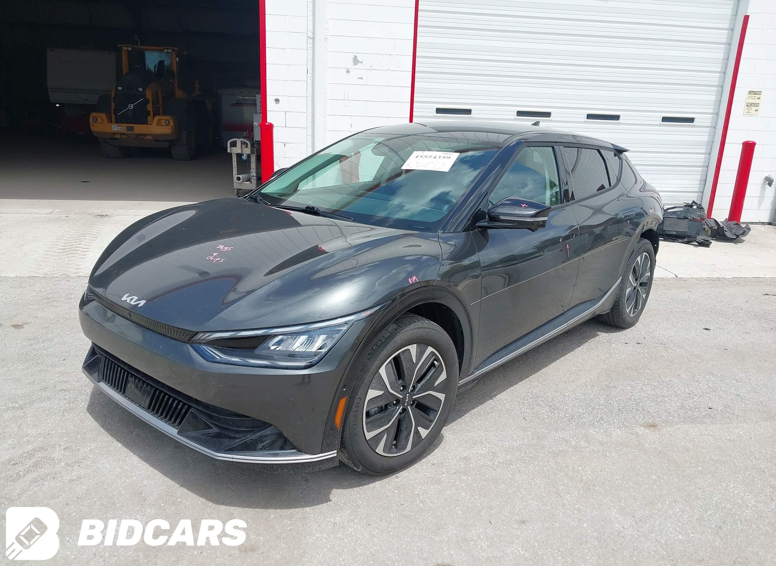 2023 KIA EV6, Wind