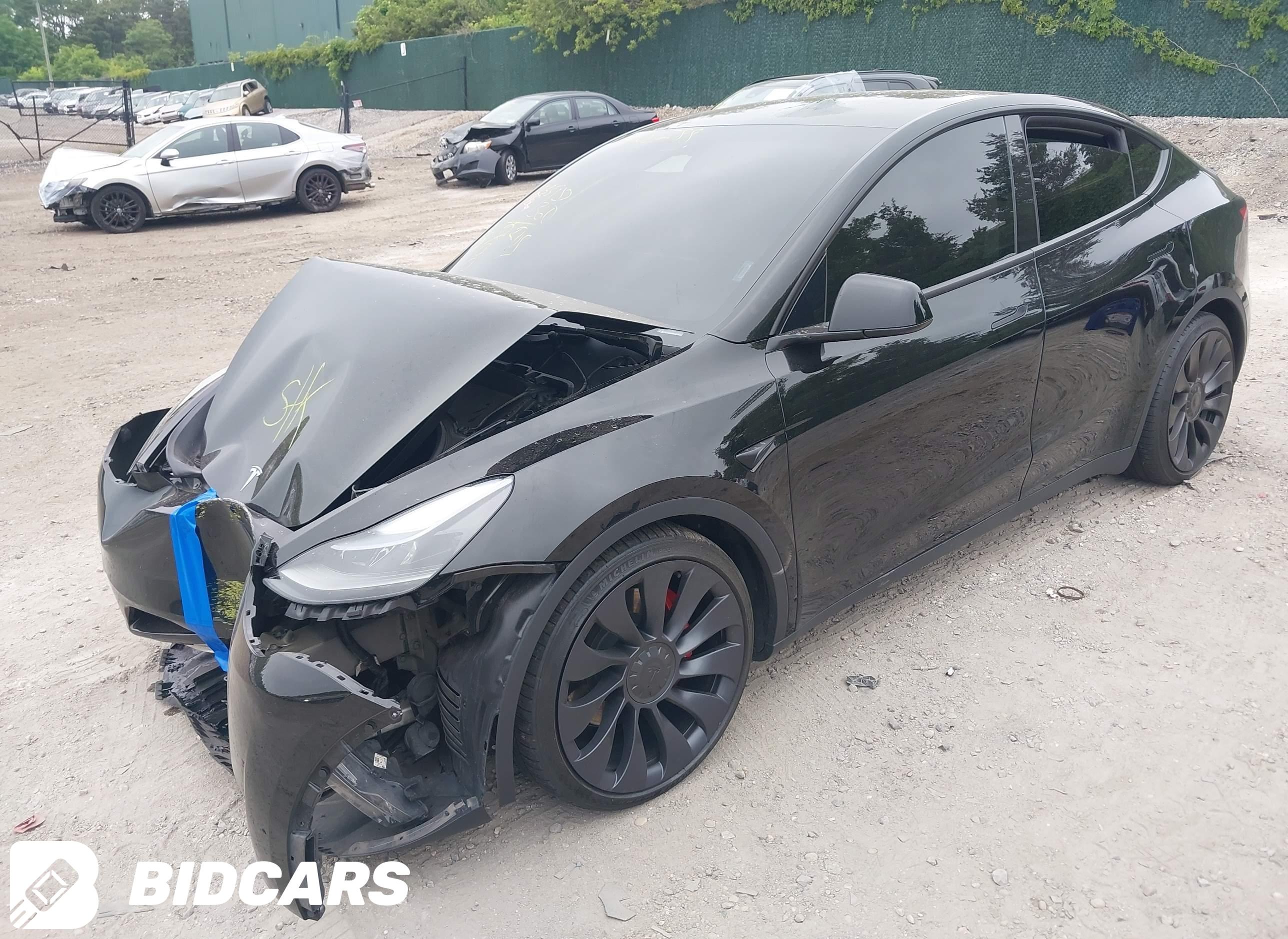 2024 Tesla Model Y, Performan...