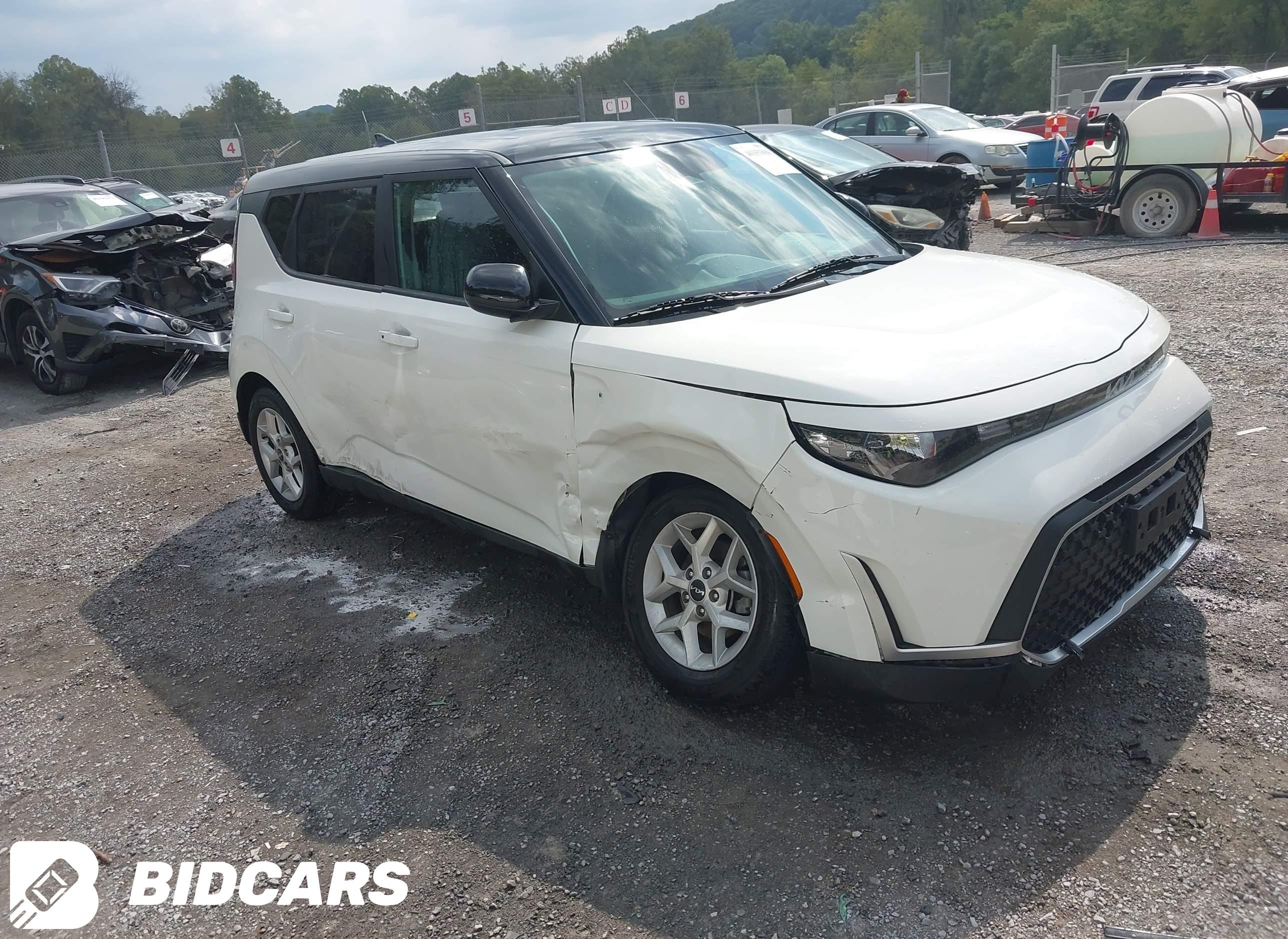 2023 KIA Soul, S