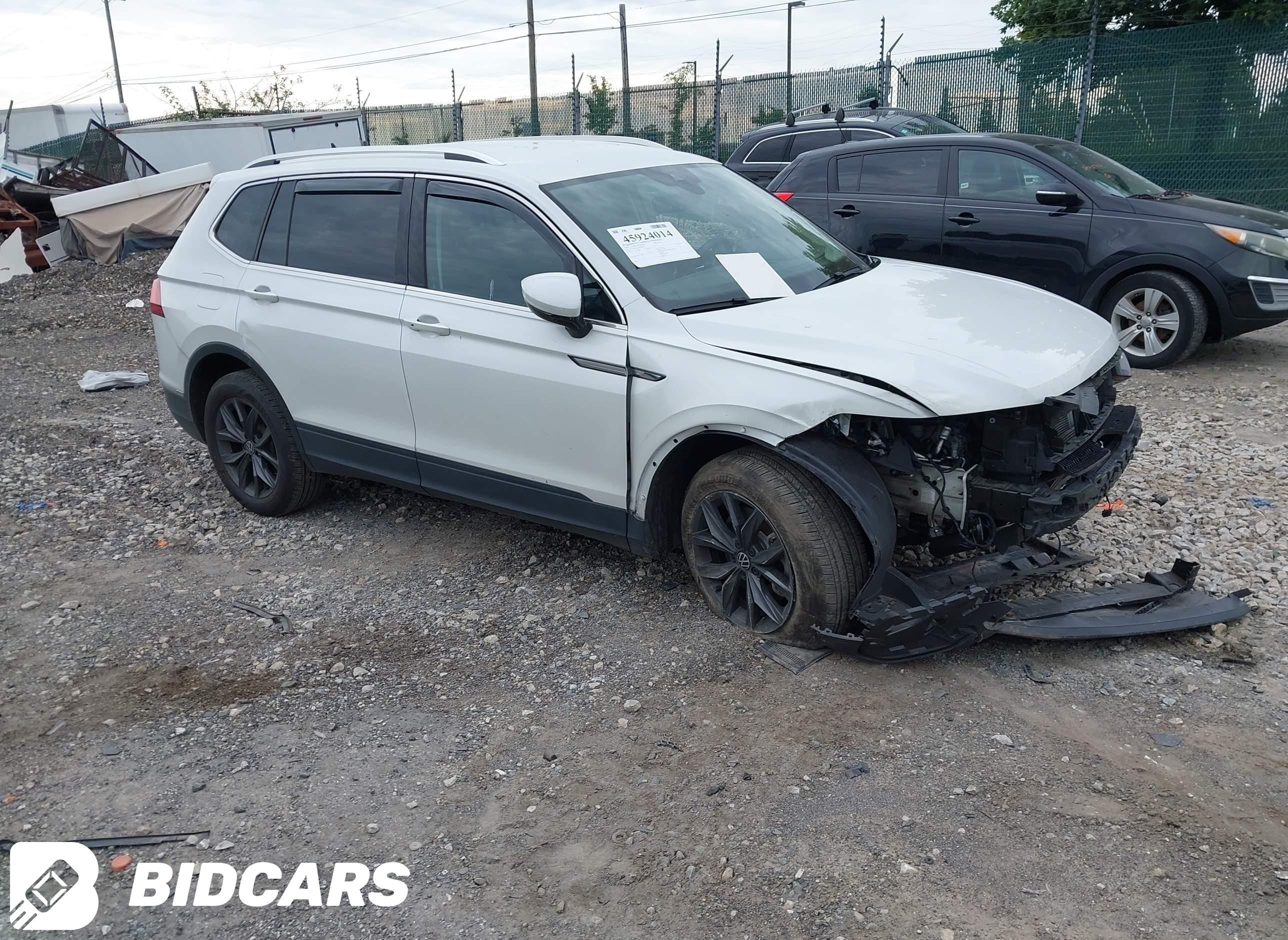 2023 Volkswagen Tiguan, 2.0T Se