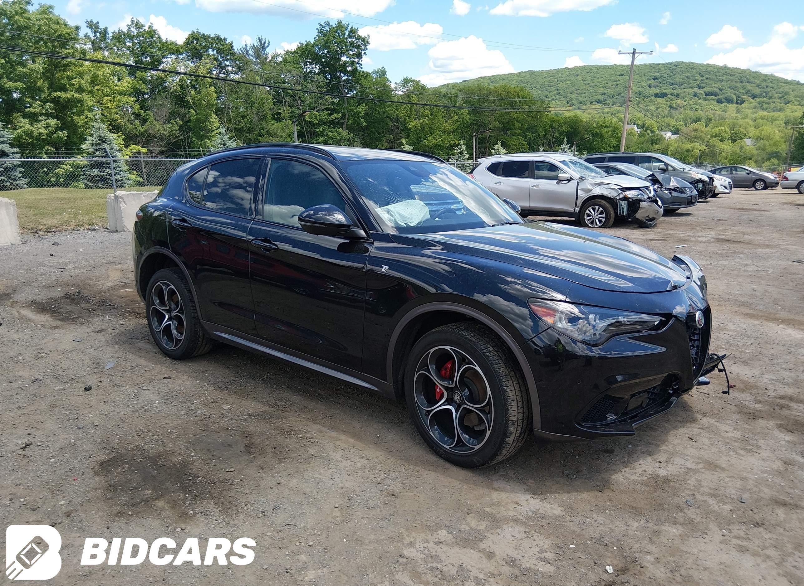 2024 Alfa Romeo Stelvio, Ti Awd