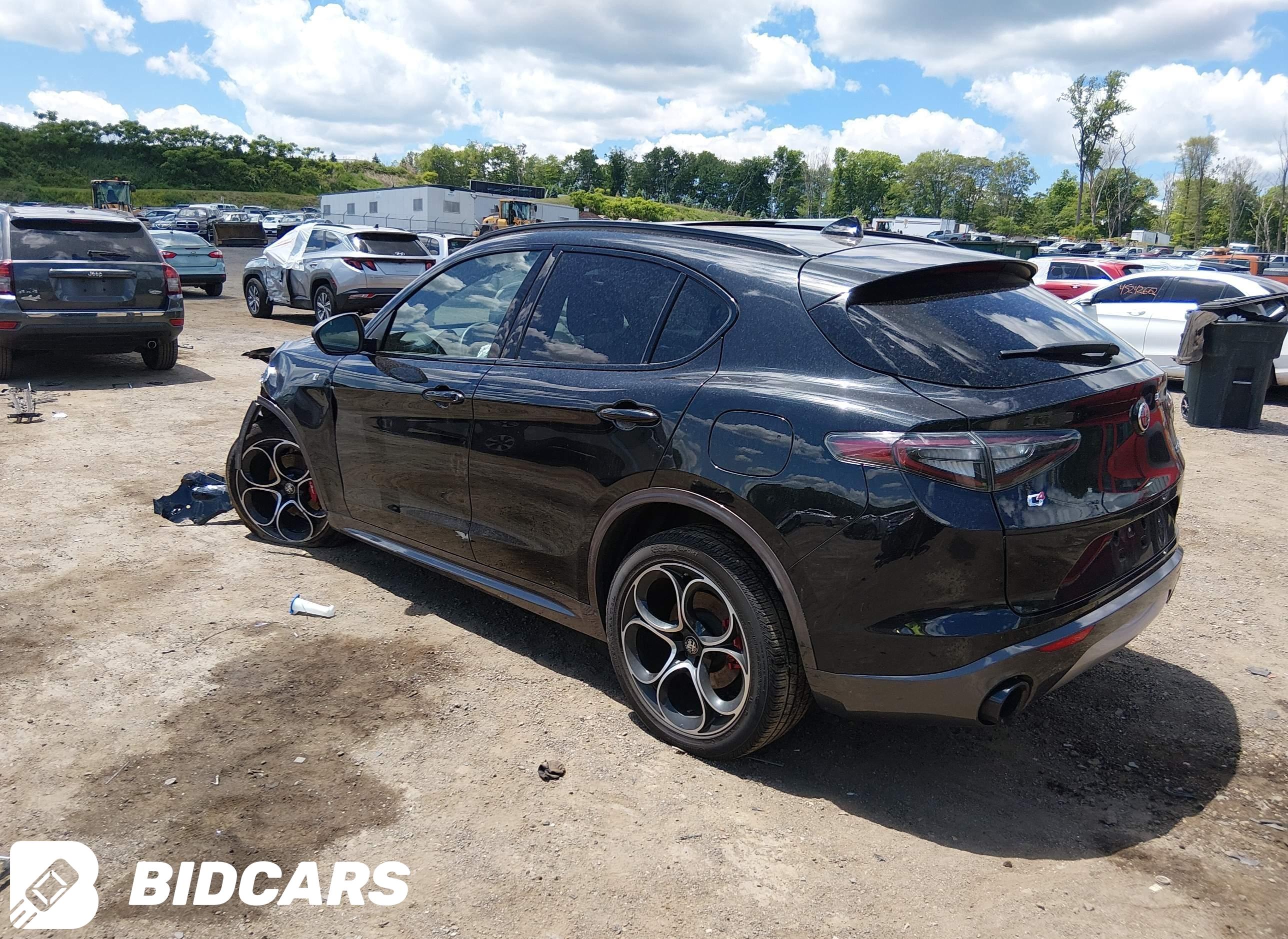 2024 Alfa Romeo Stelvio, Ti Awd