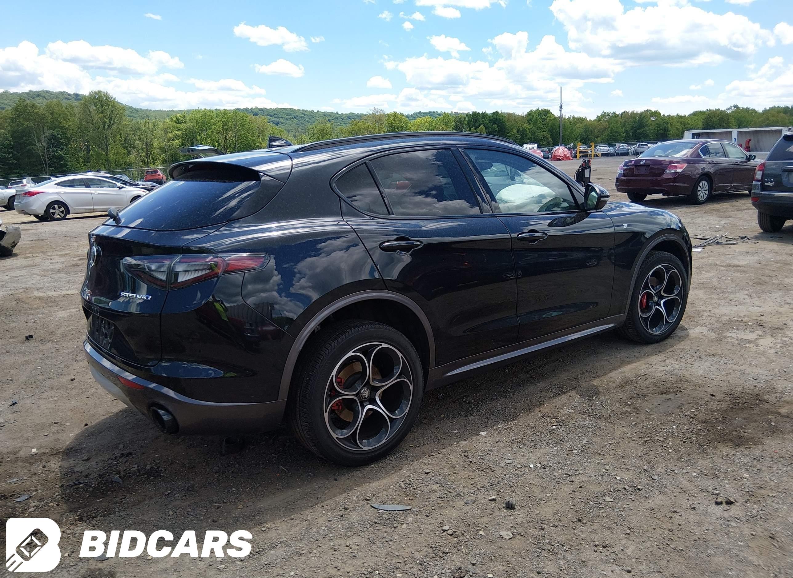 2024 Alfa Romeo Stelvio, Ti Awd