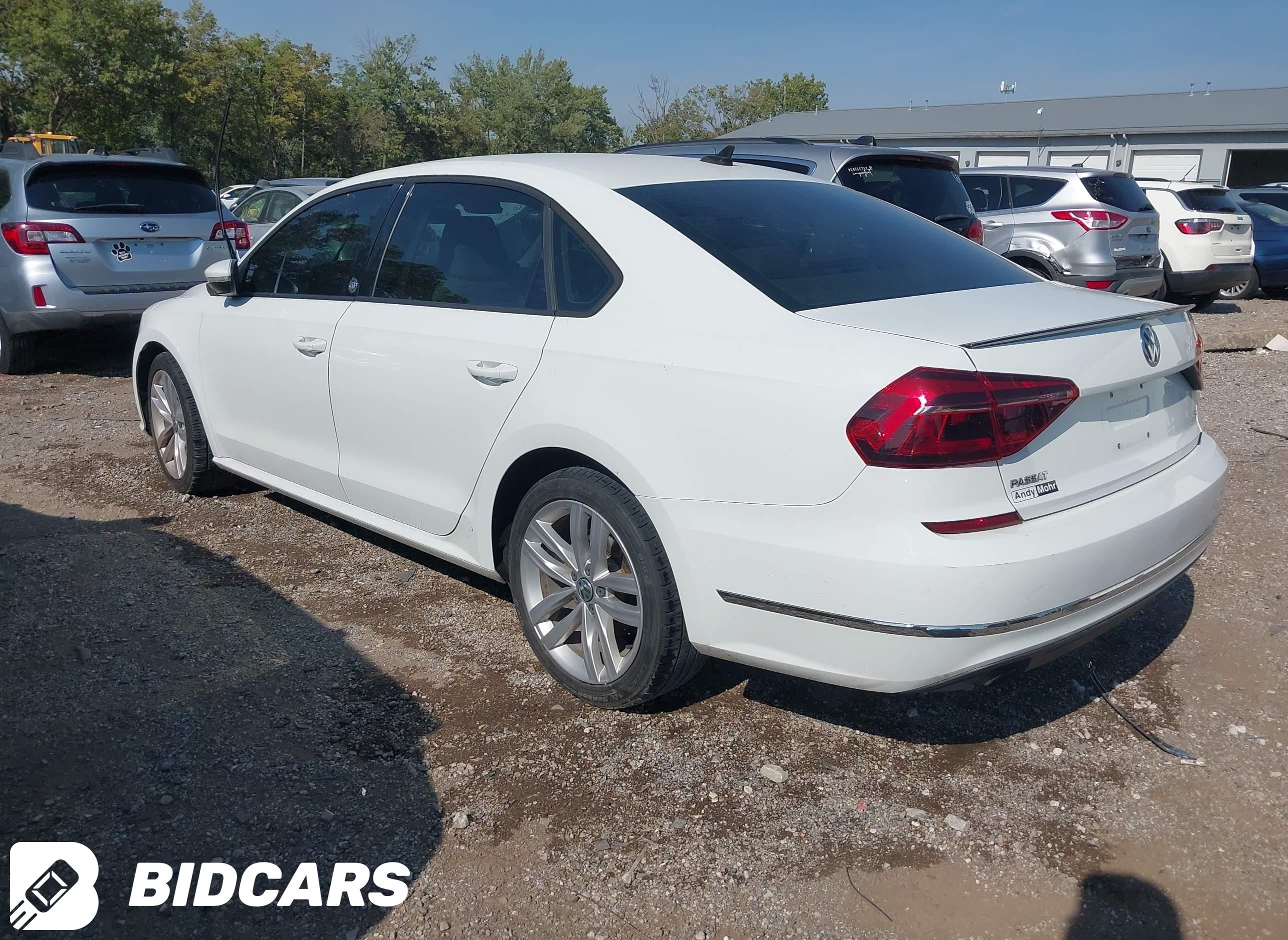 2019 Volkswagen Passat, 2.0T...