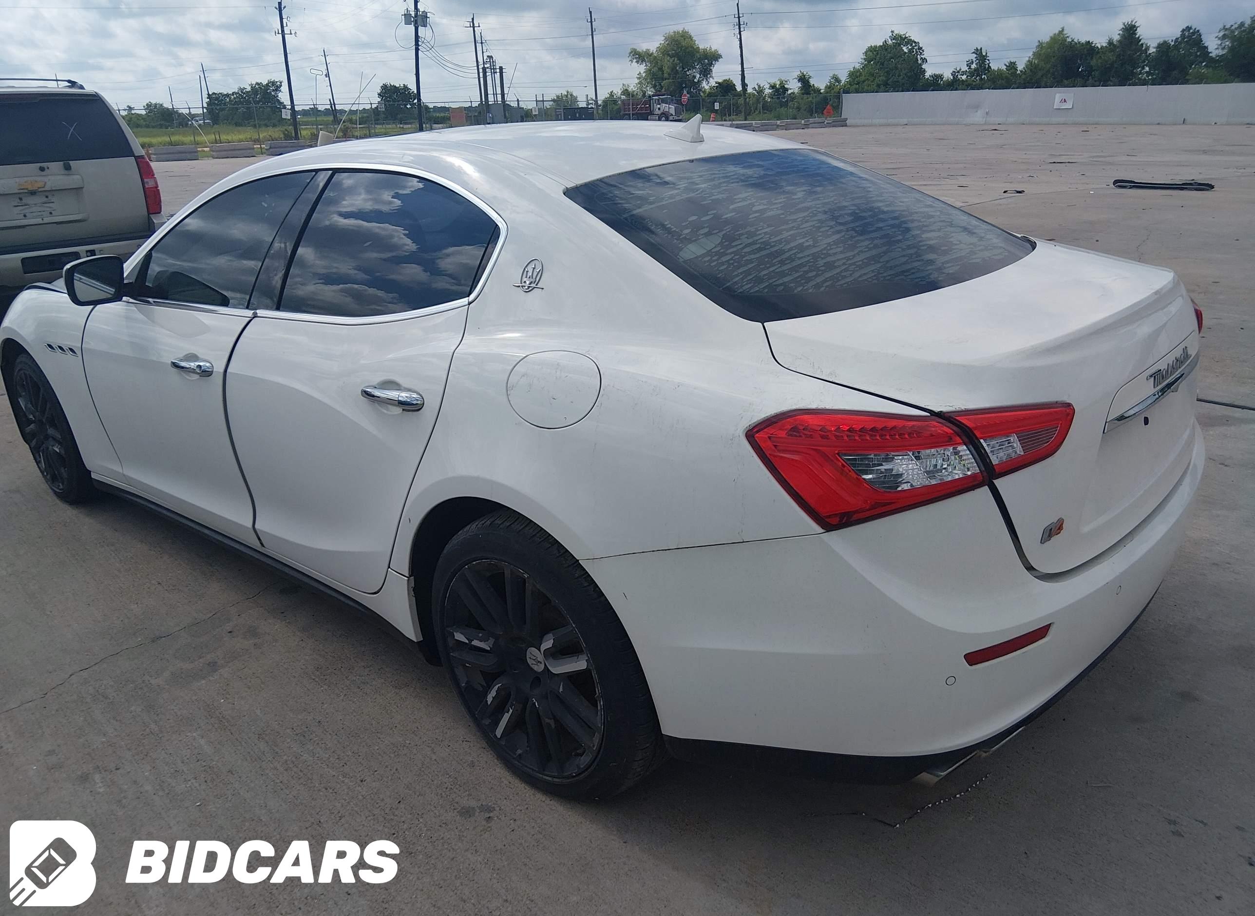 2016 Maserati Ghibli
