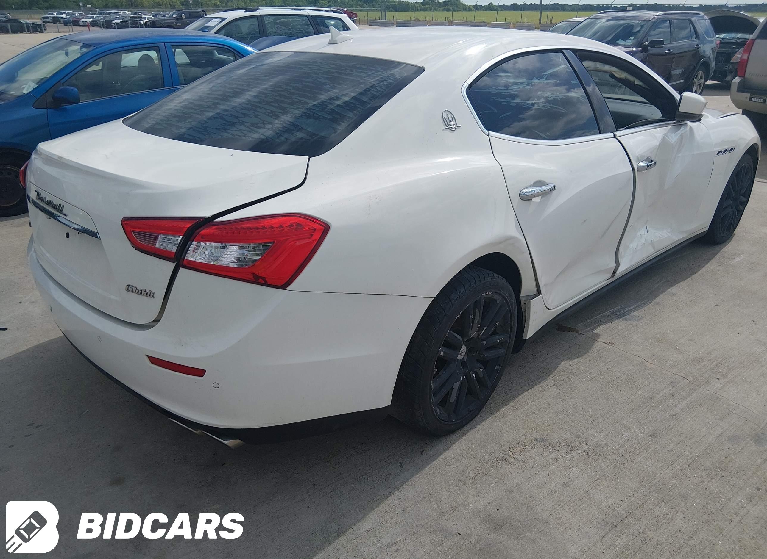 2016 Maserati Ghibli