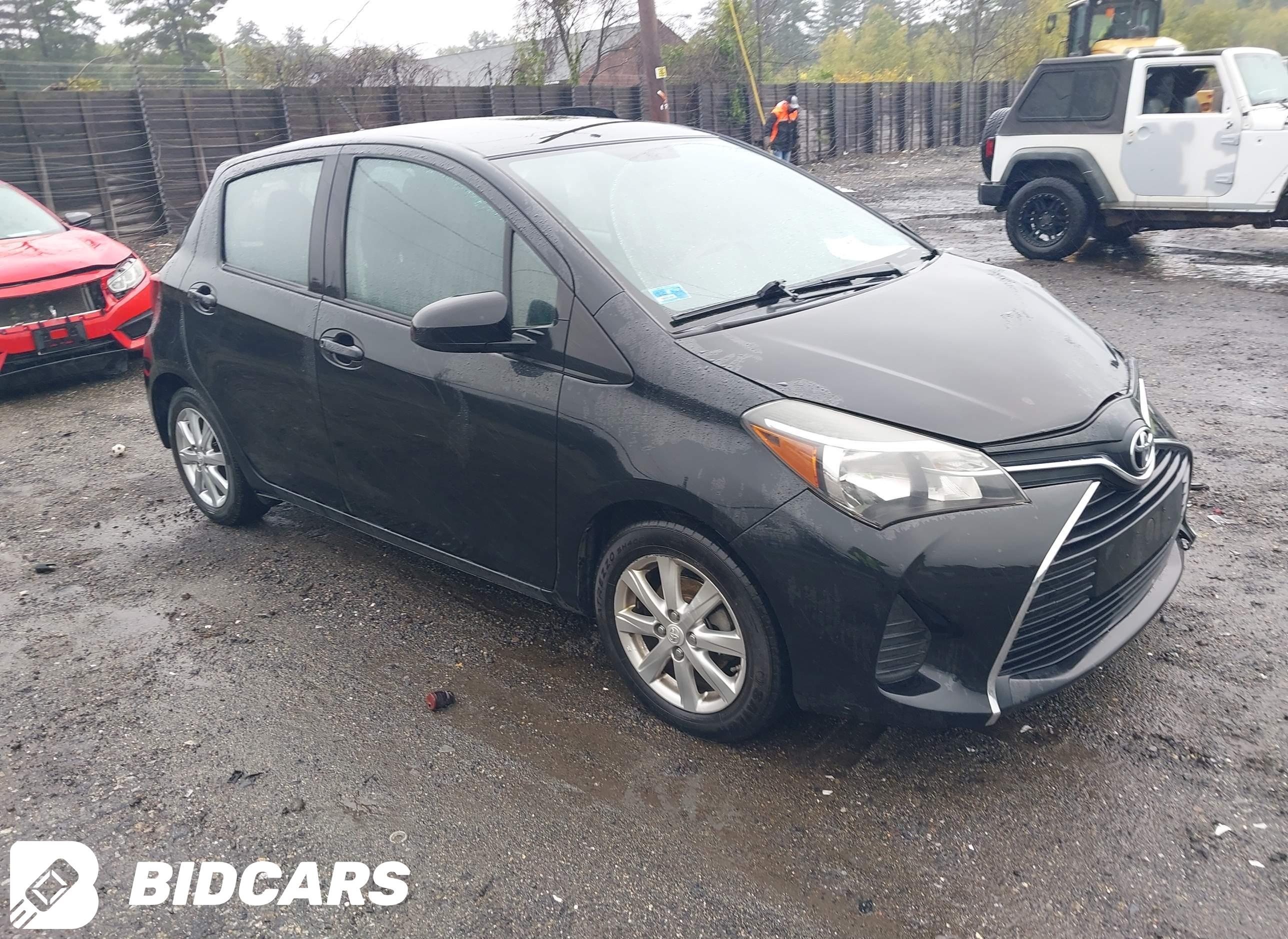 2015 Toyota Yaris, LE