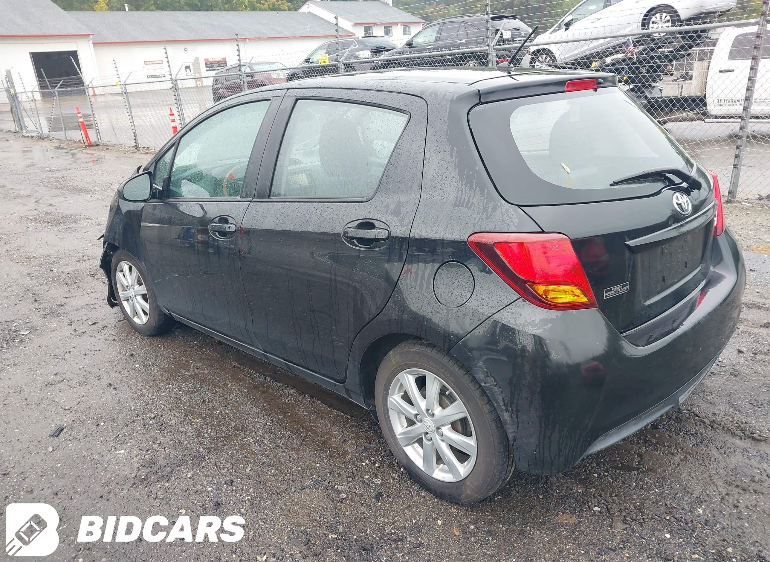 2015 Toyota Yaris, LE