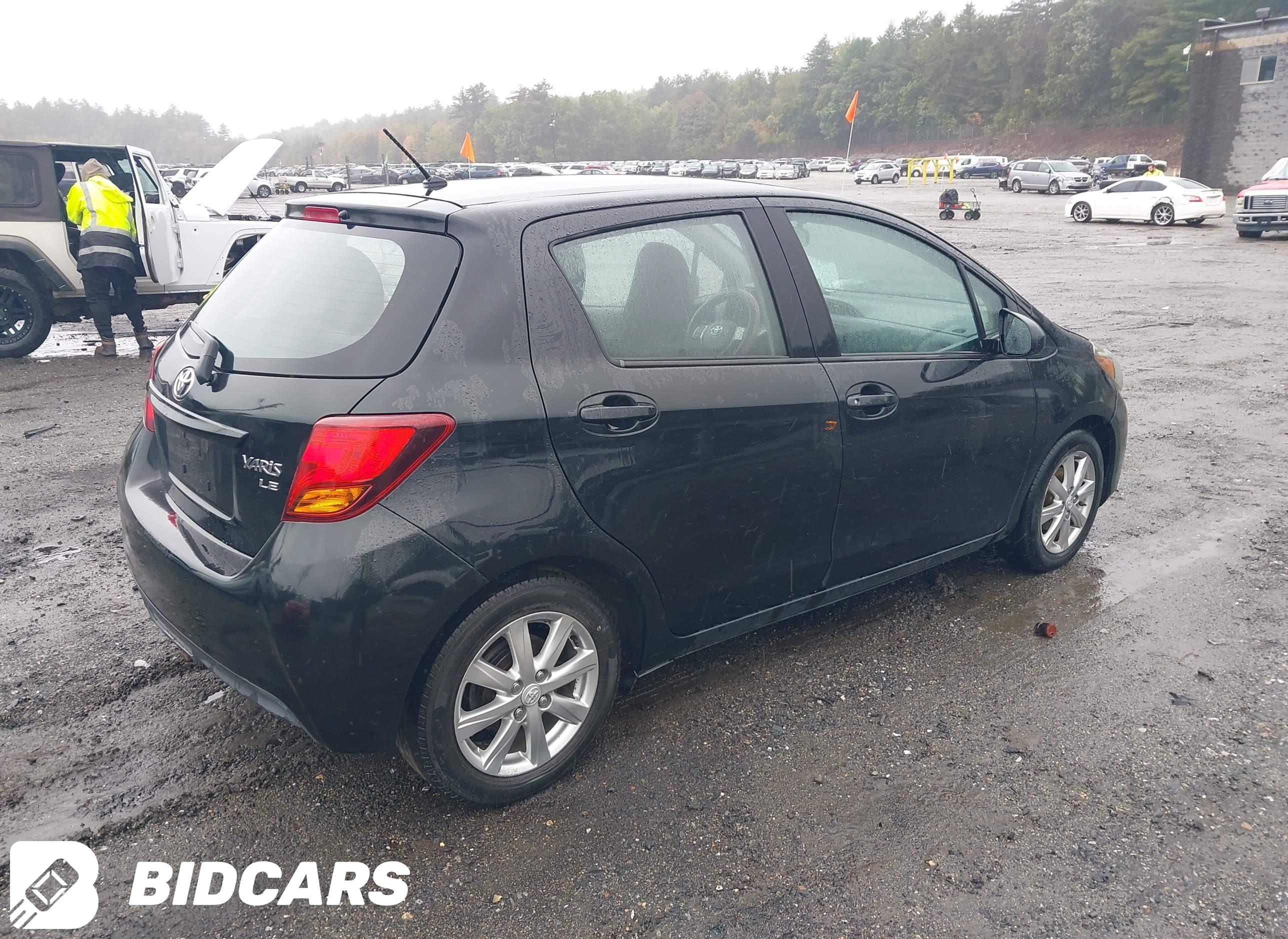 2015 Toyota Yaris, LE