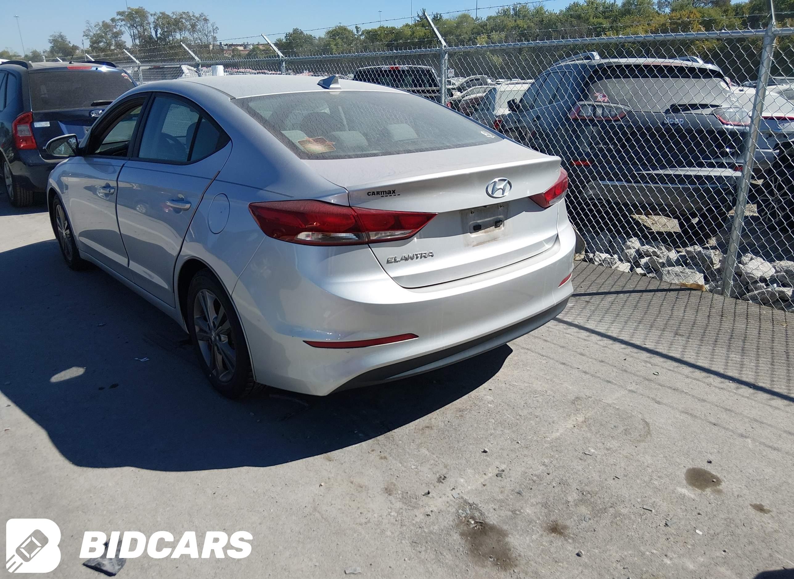 2018 Hyundai Elantra, Sel