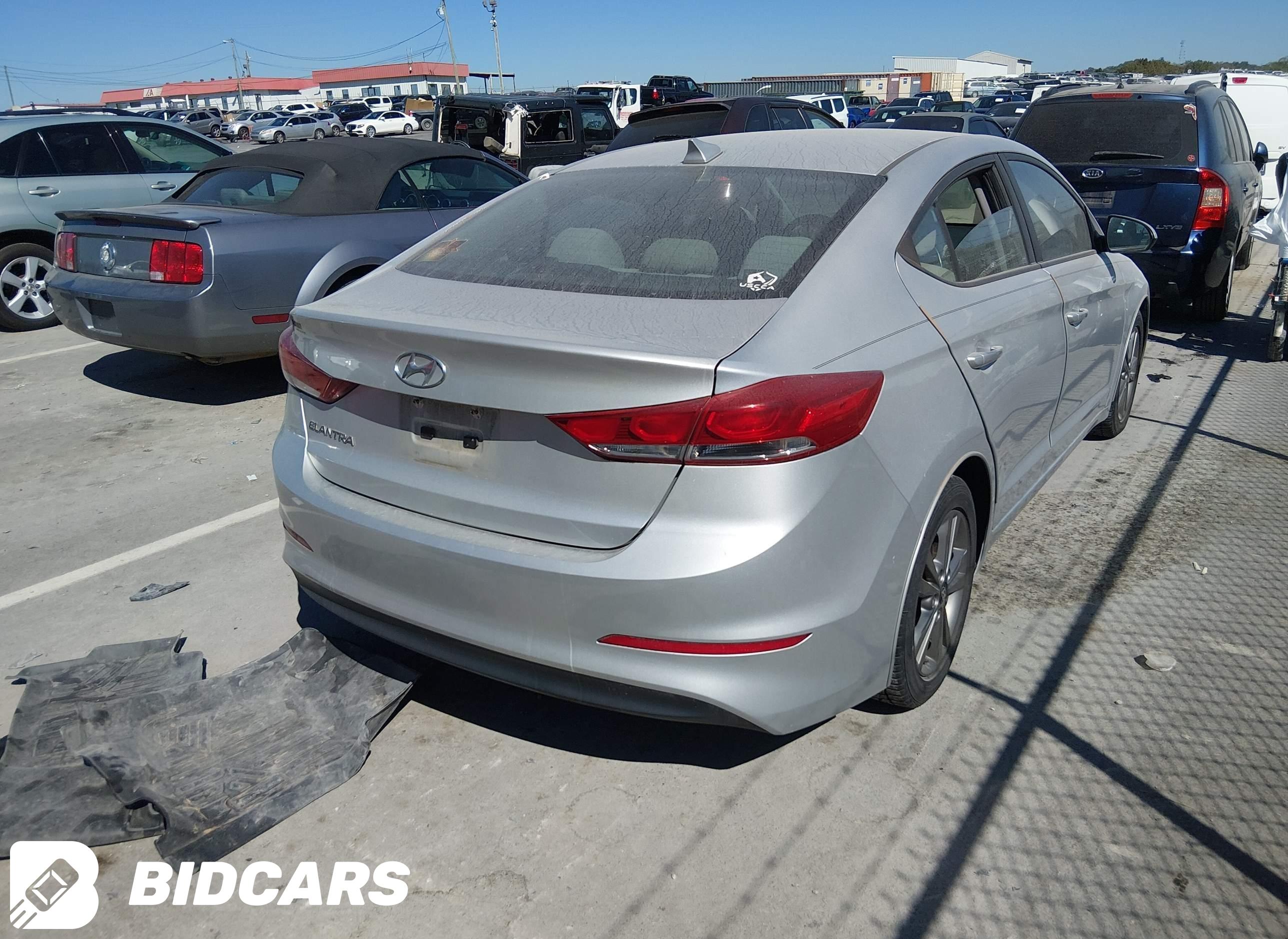 2018 Hyundai Elantra, Sel