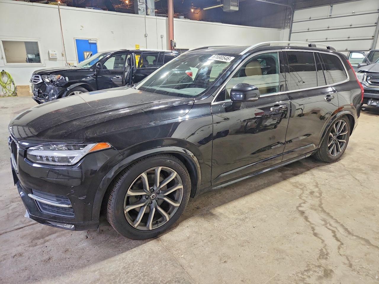 2017 Volvo XC90, T6
