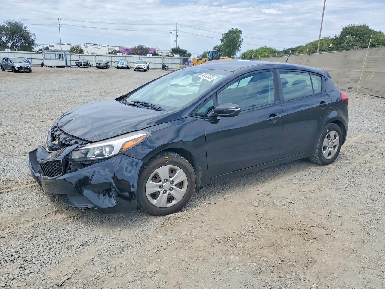 2018 KIA Forte, 5-Door LX