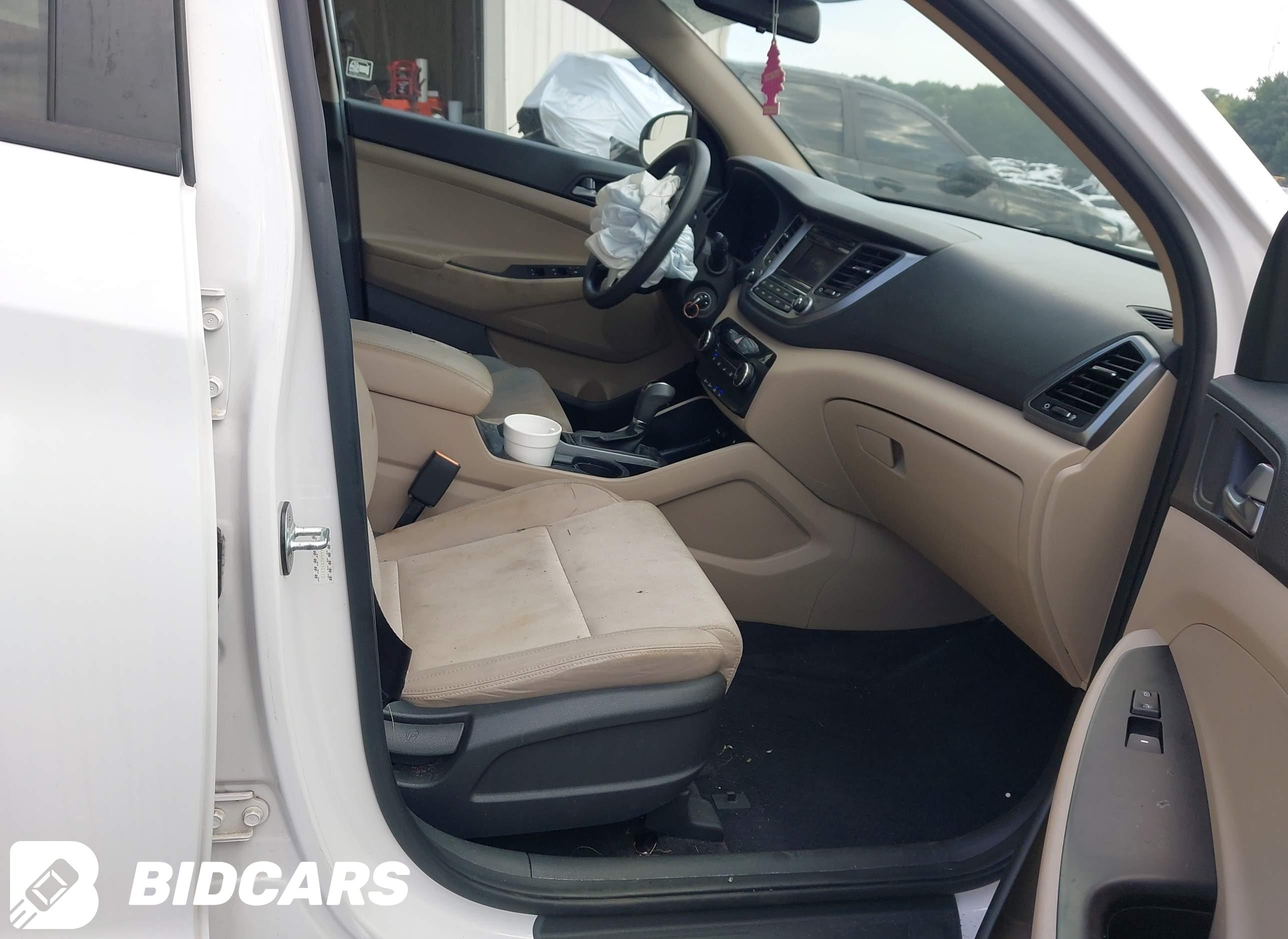 2017 Hyundai Tucson, SE