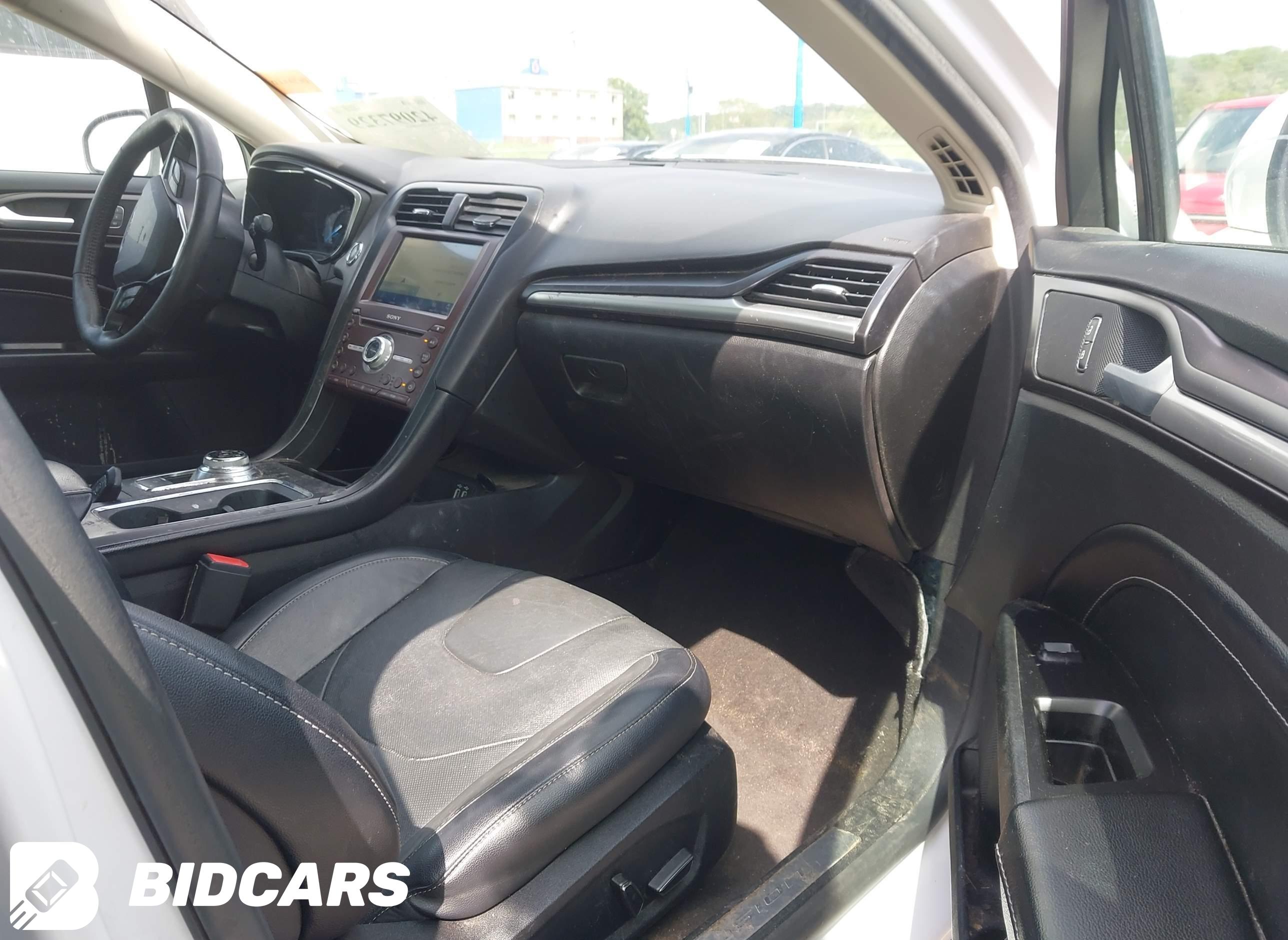 2020 Ford Fusion, Titanium