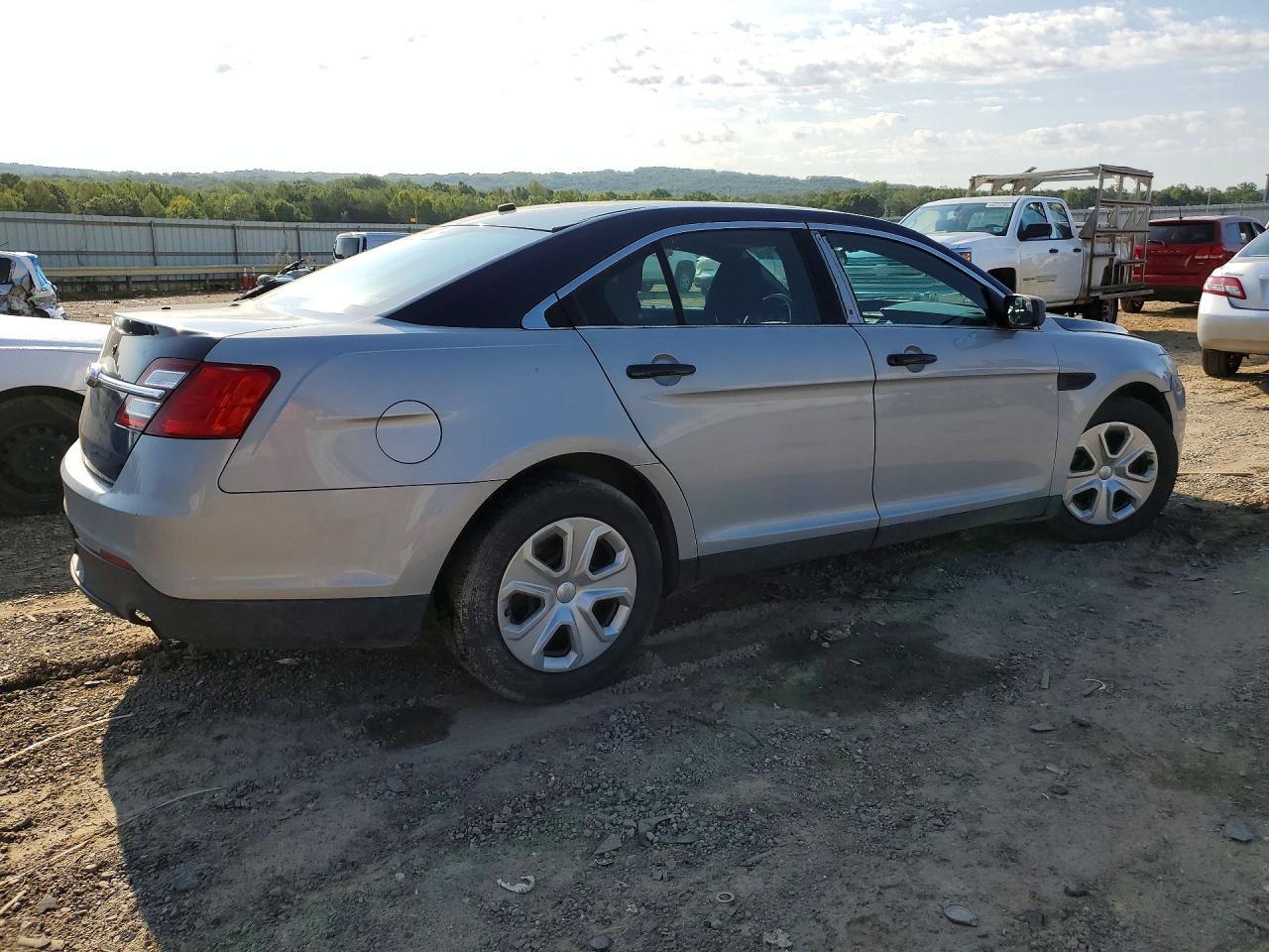 2016 Ford Taurus, Police Inte...