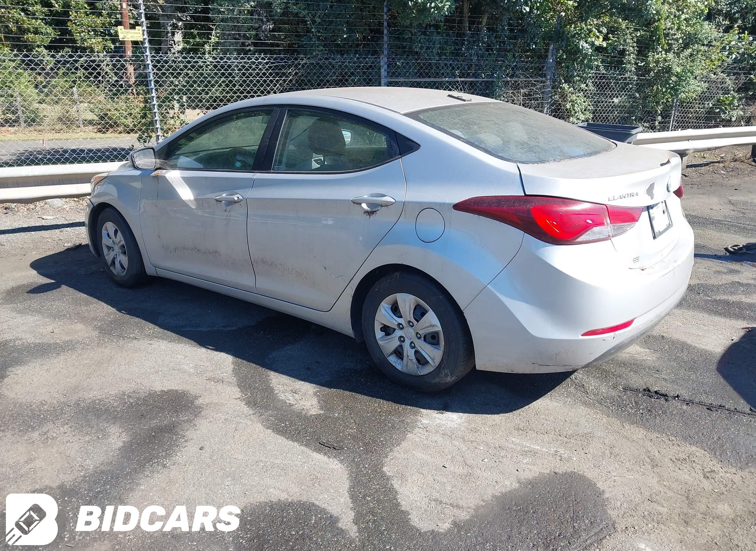 2016 Hyundai Elantra, SE