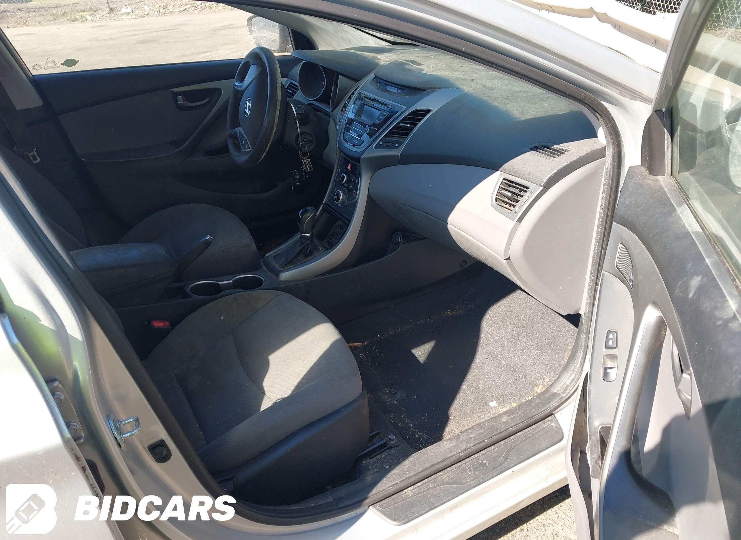 2016 Hyundai Elantra, SE
