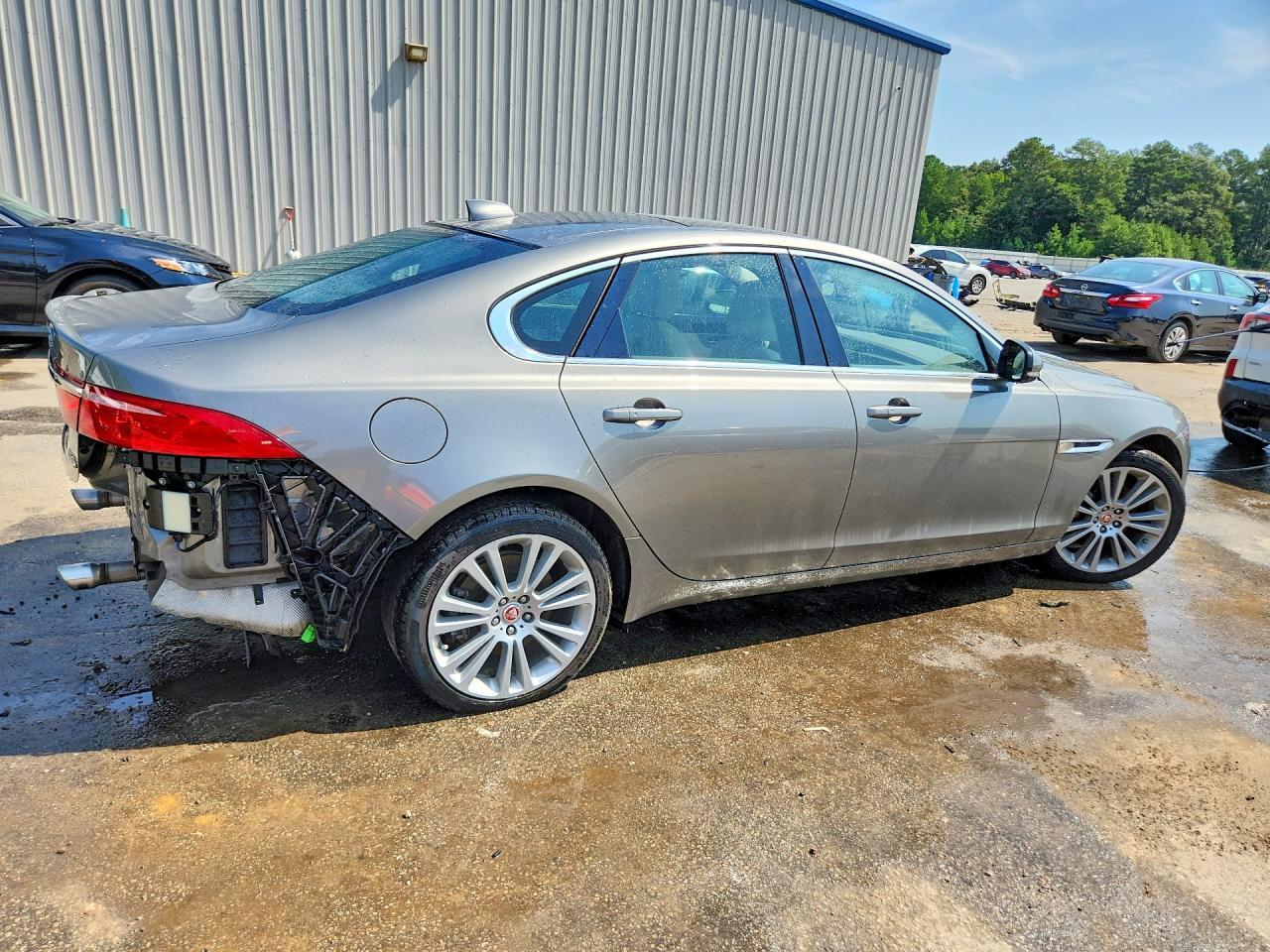 2020 Jaguar XF, Premium