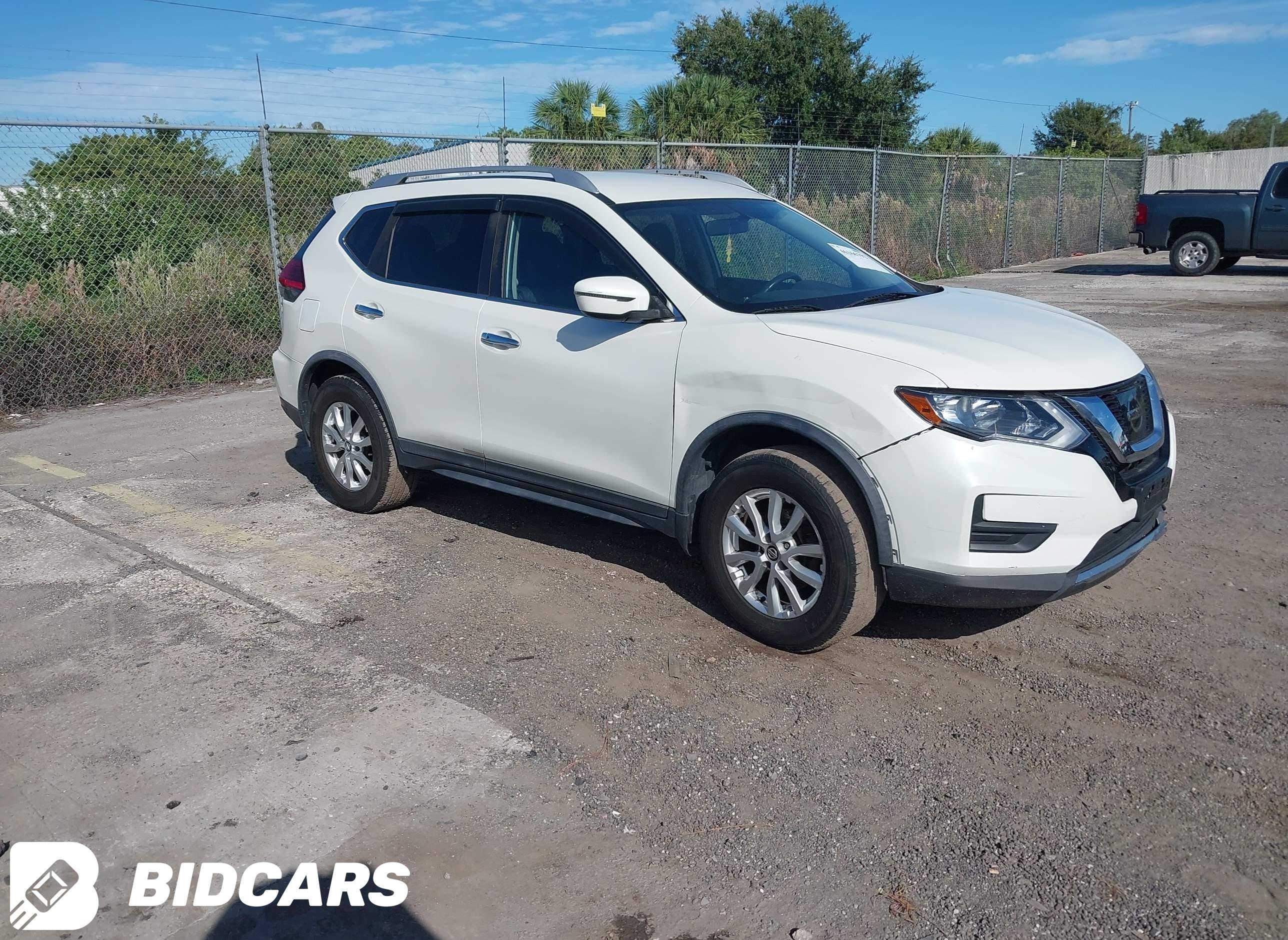 2017 Nissan Rogue, SV