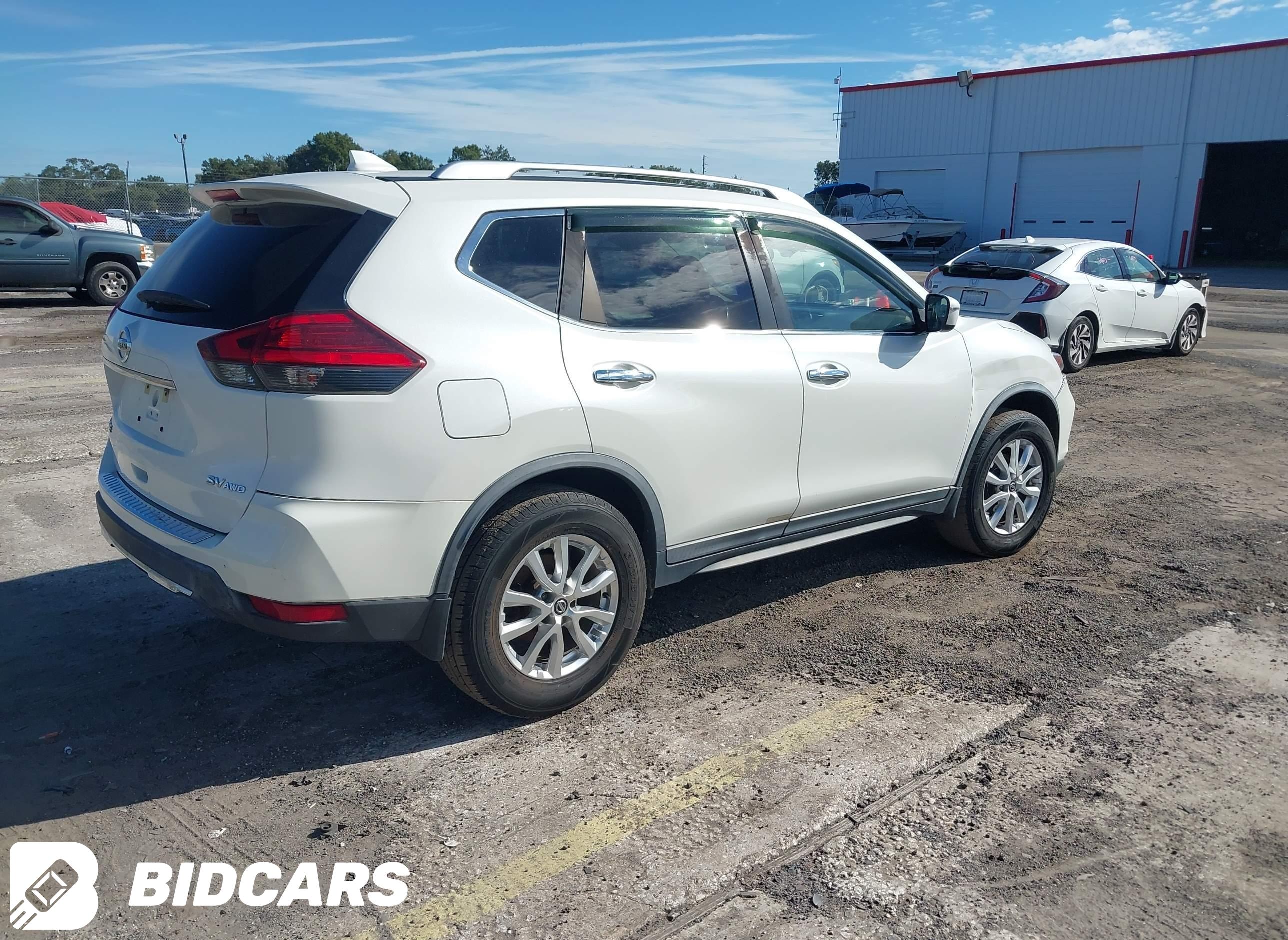 2017 Nissan Rogue, SV