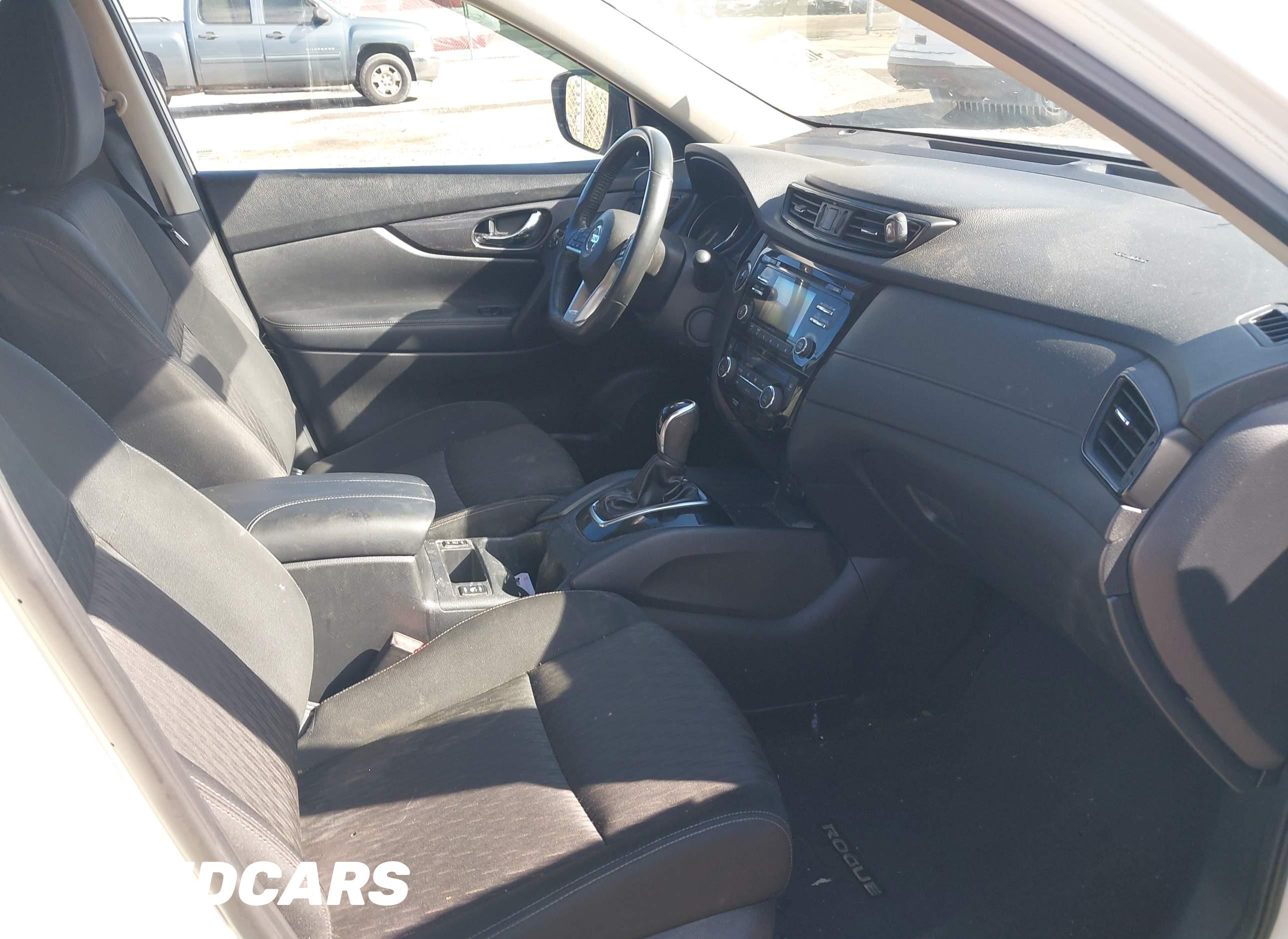 2017 Nissan Rogue, SV