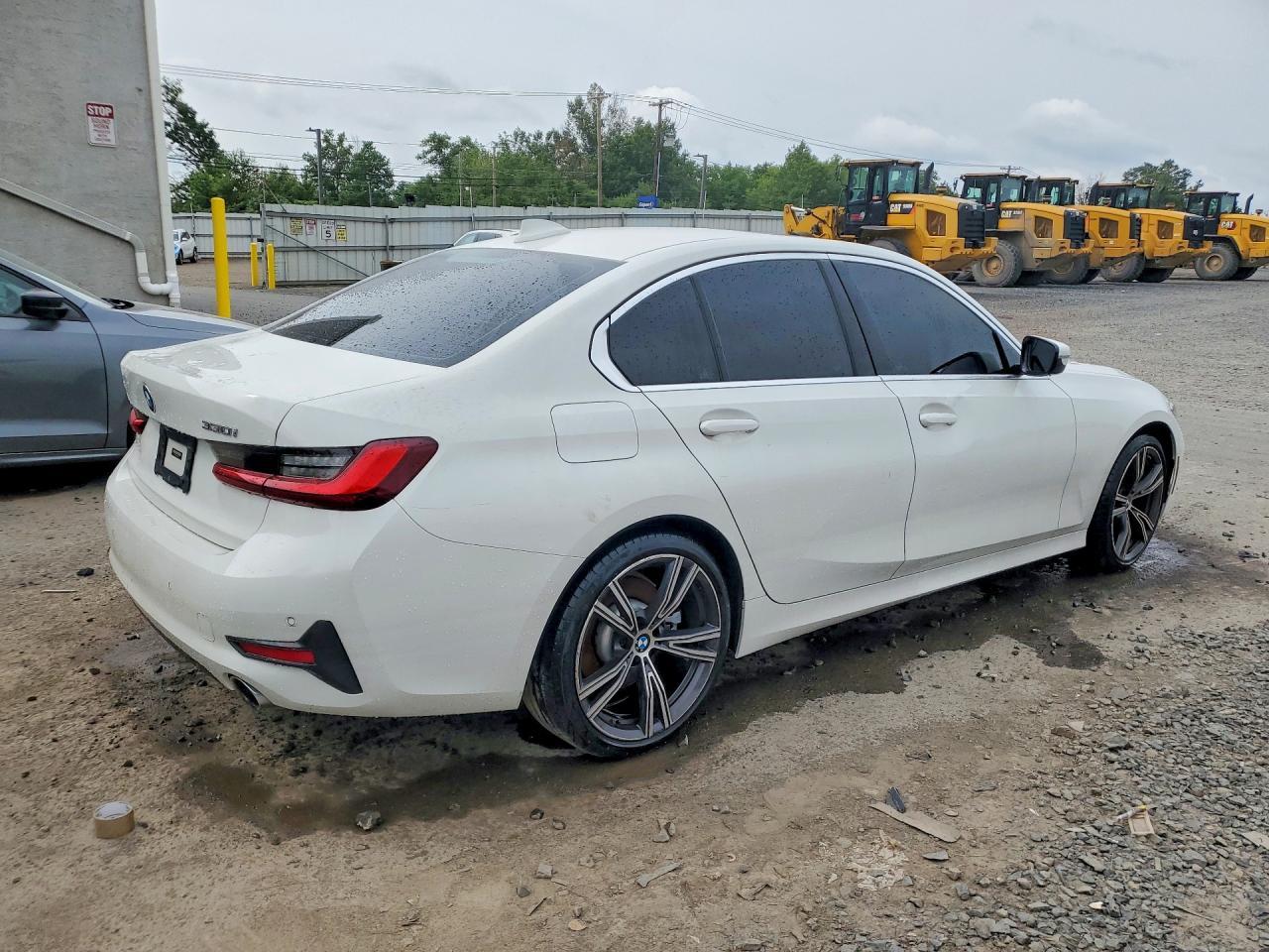 2022 BMW 3 Series, 330XI
