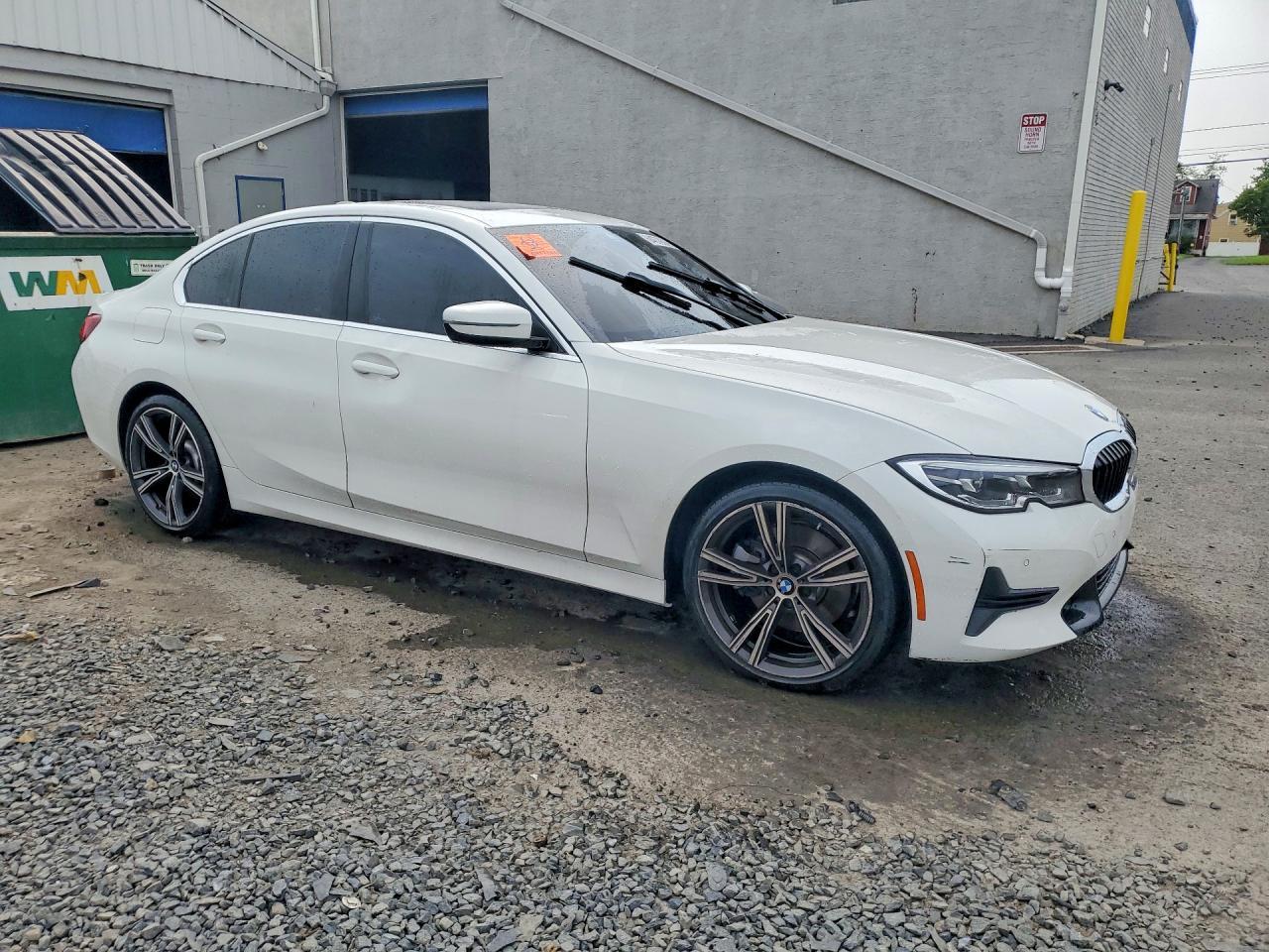 2022 BMW 3 Series, 330XI