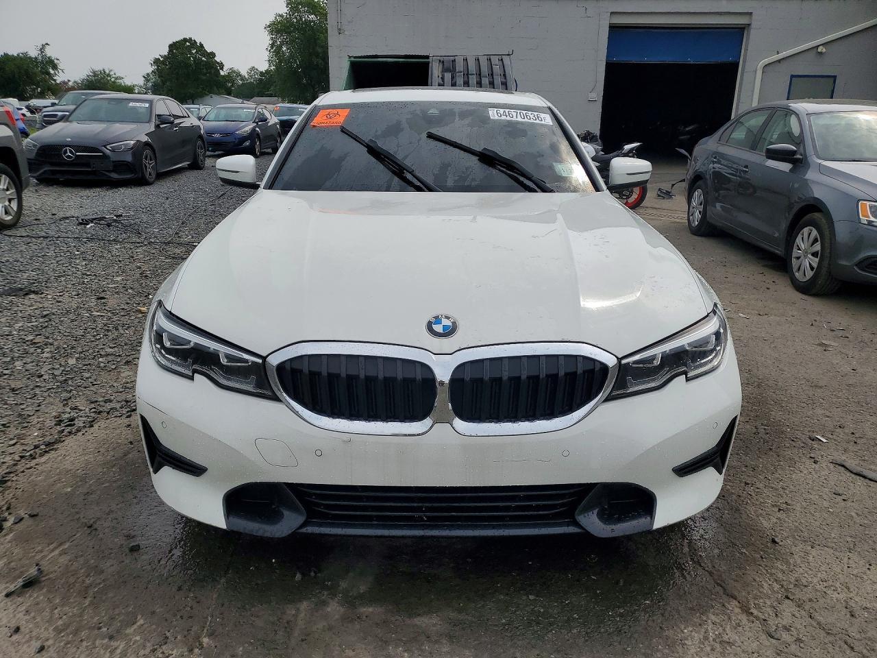 2022 BMW 3 Series, 330XI