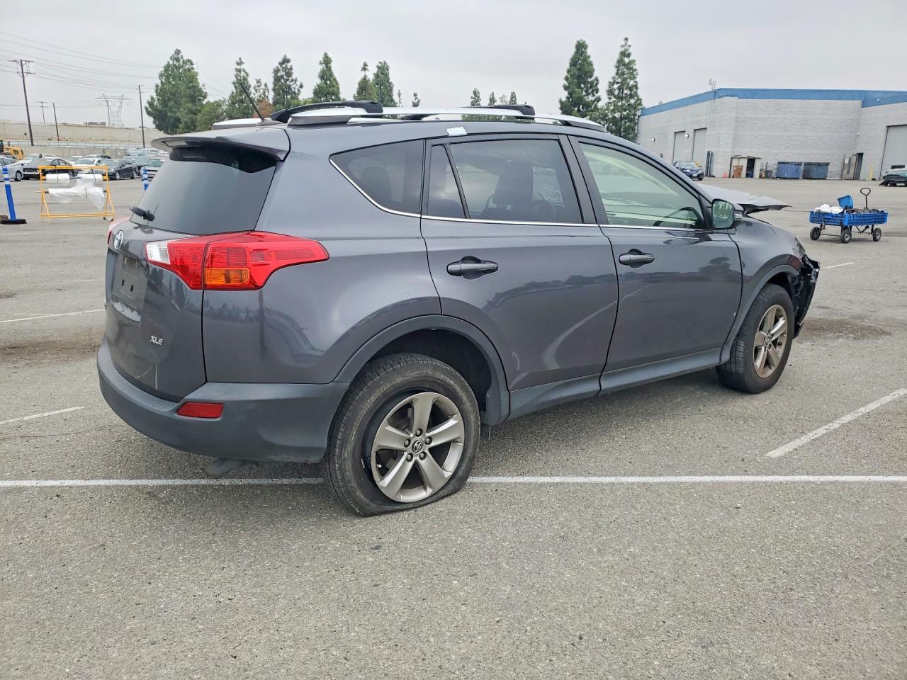 2015 Toyota RAV4, Xle