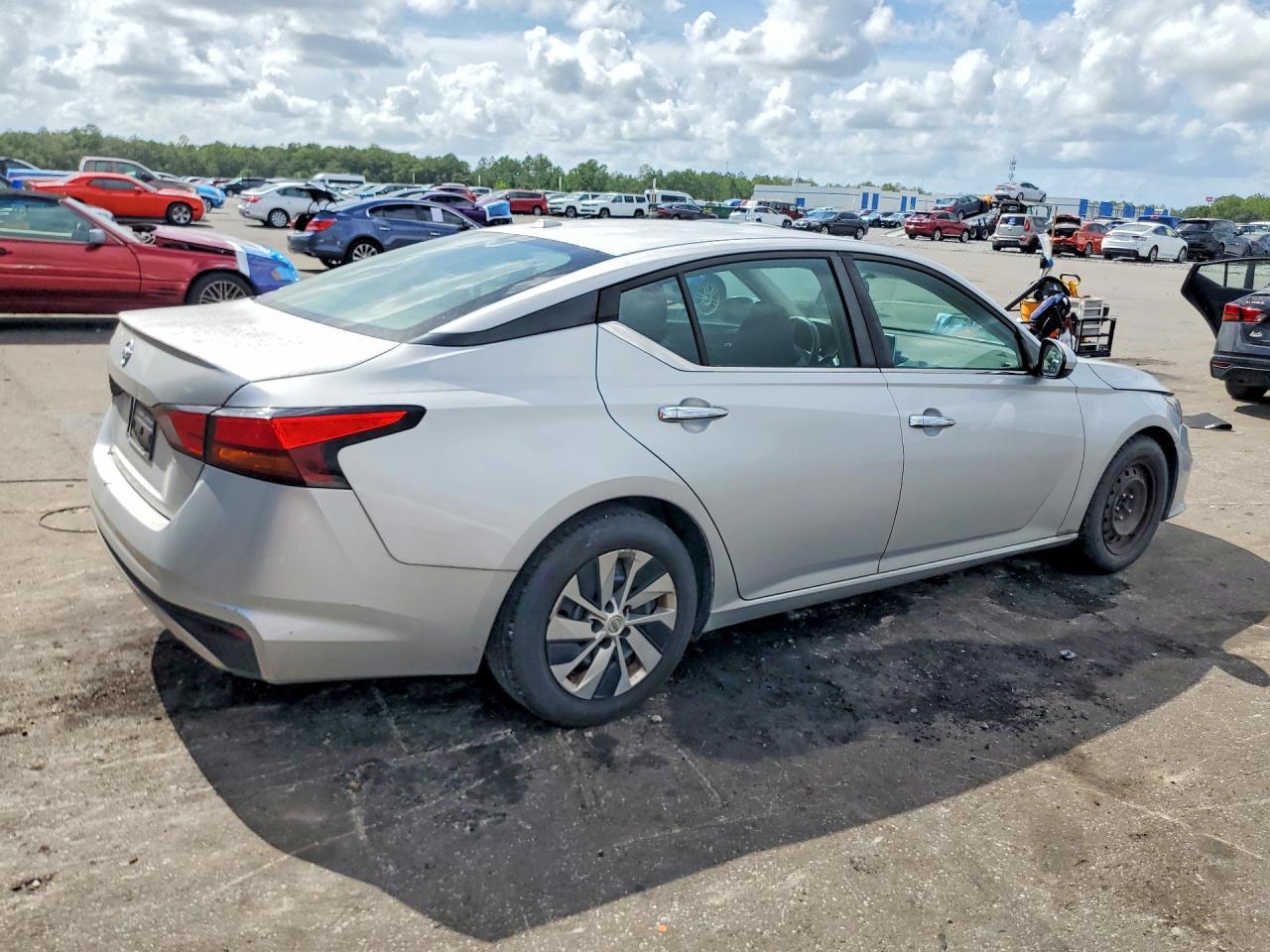 2020 Nissan Altima, S