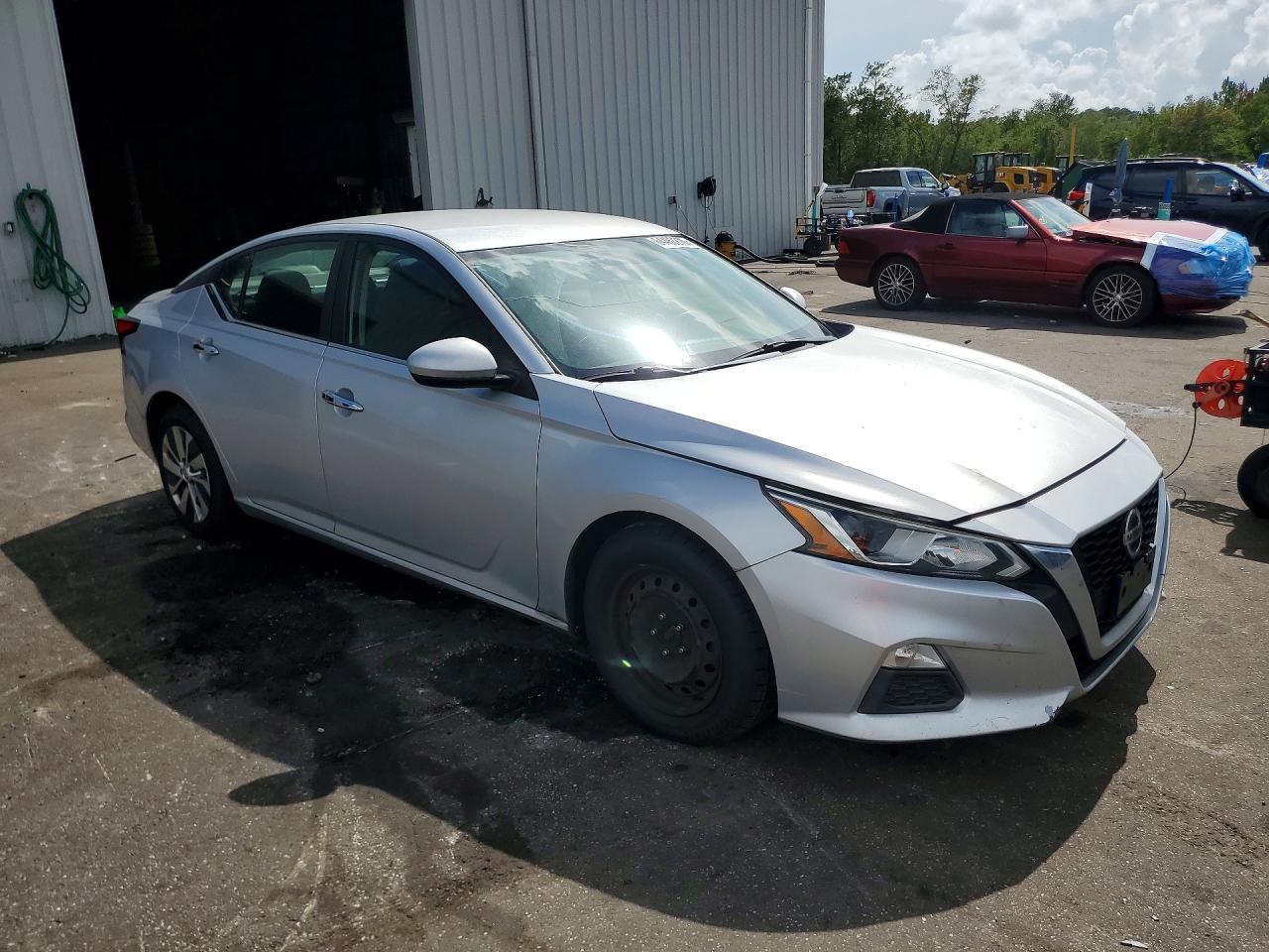 2020 Nissan Altima, S