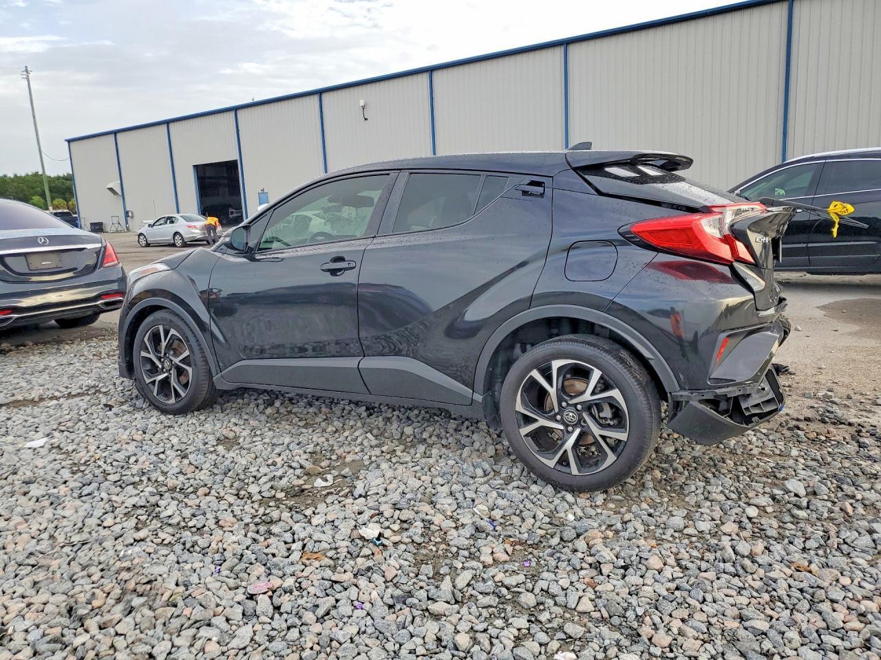 2018 Toyota C-HR, Xle
