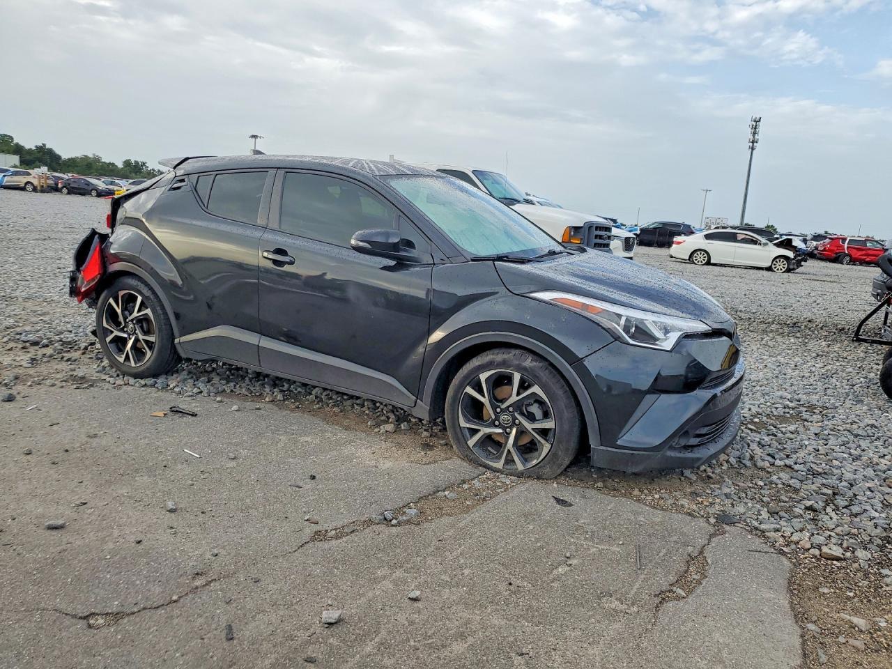 2018 Toyota C-HR, Xle