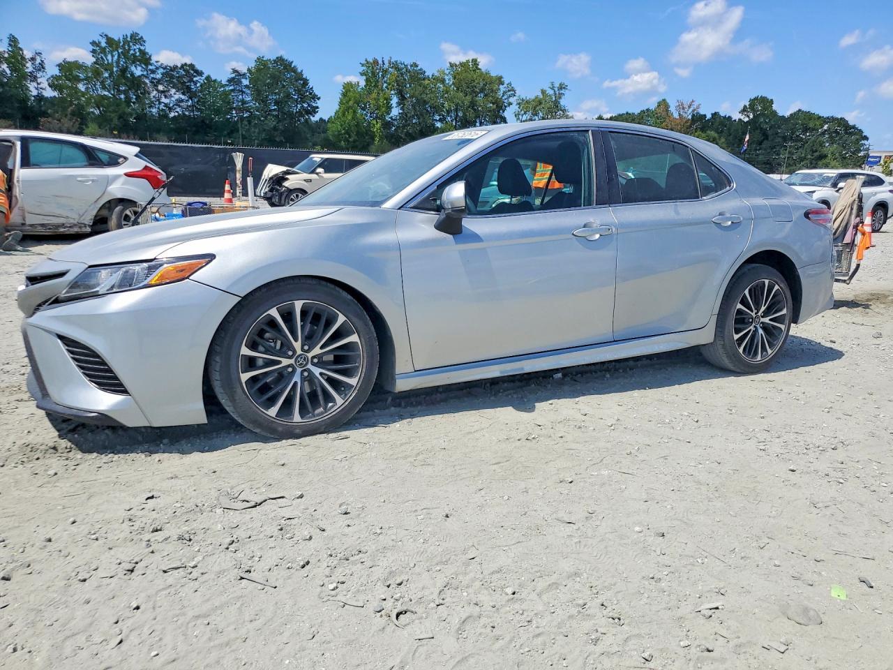 2018 Toyota Camry, SE