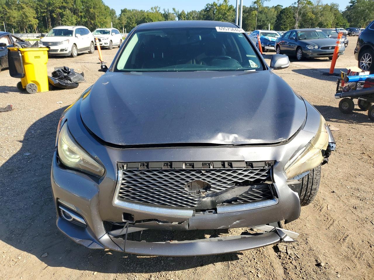 2015 Infiniti Q50, Premium