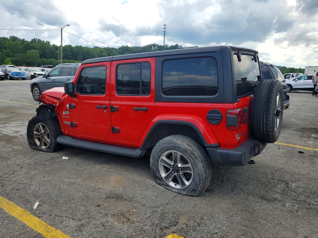 2020 Jeep Wrangler, Sahara