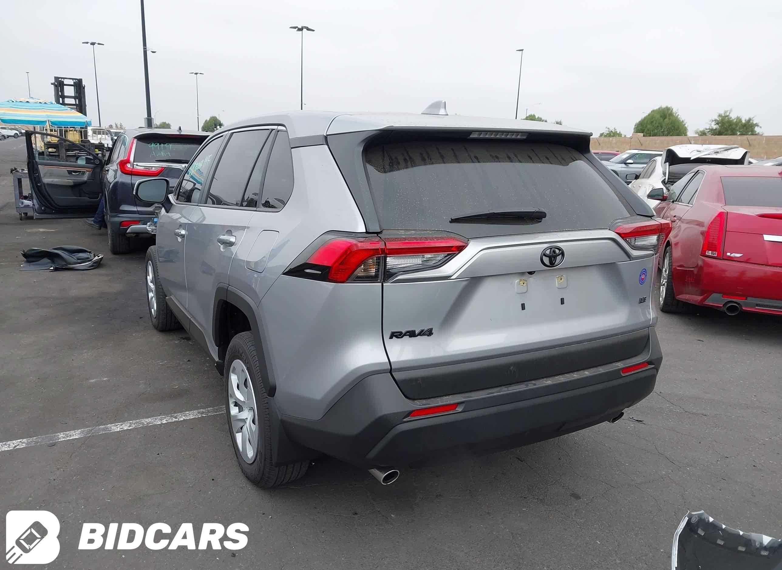 2025 Toyota RAV4, LE